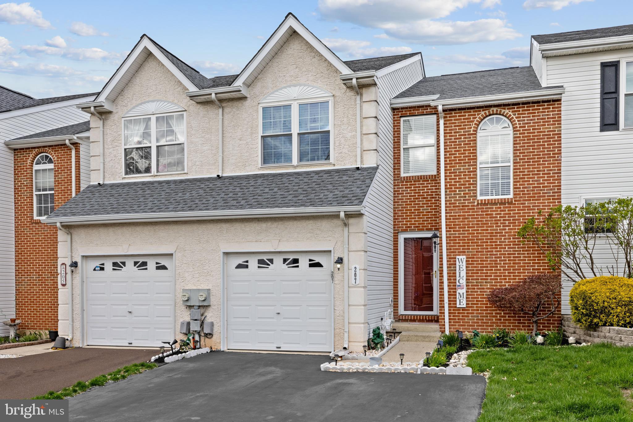 SUMMER LEA - Residential