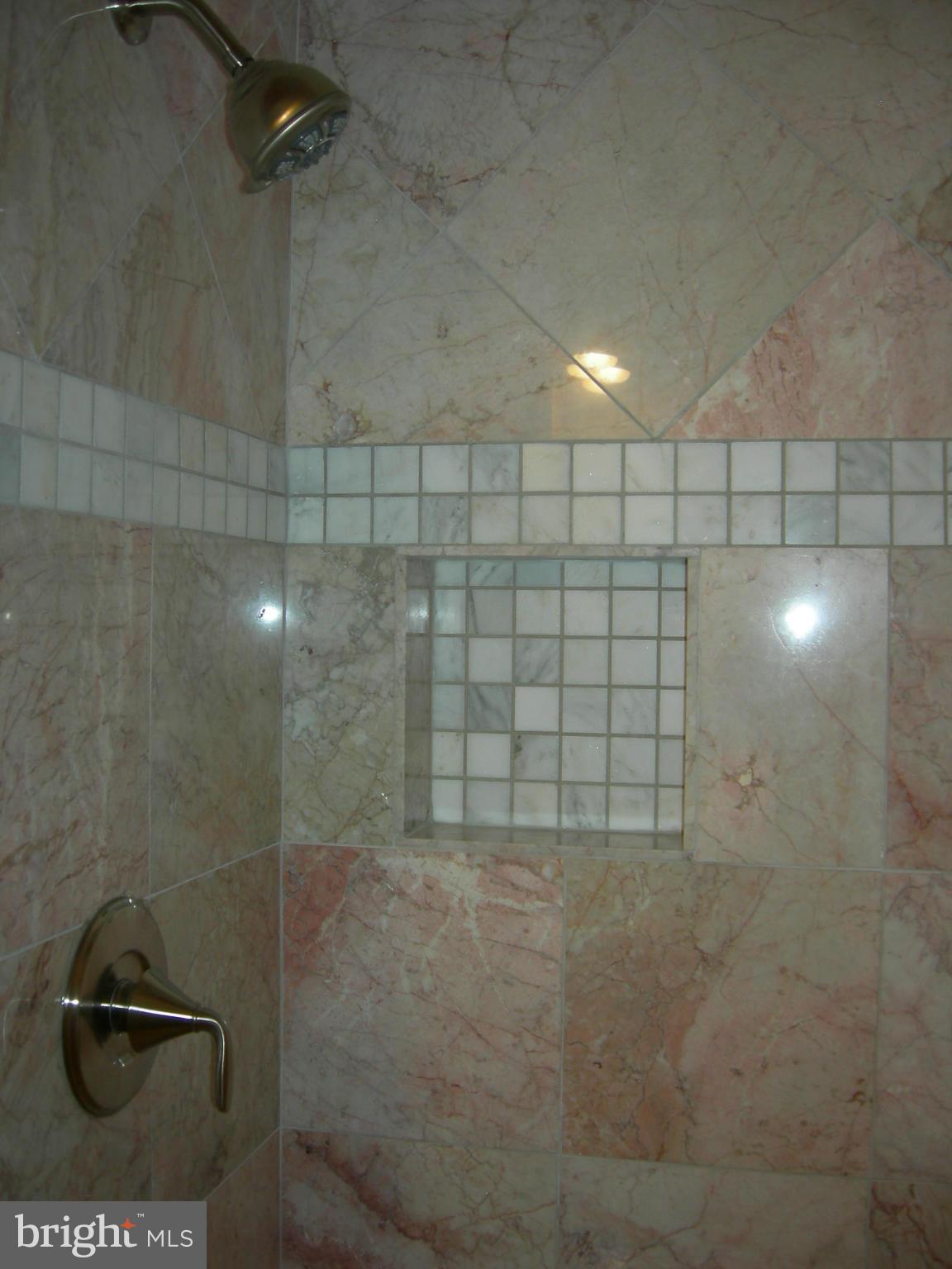 LAKEFORD - Residential Lease