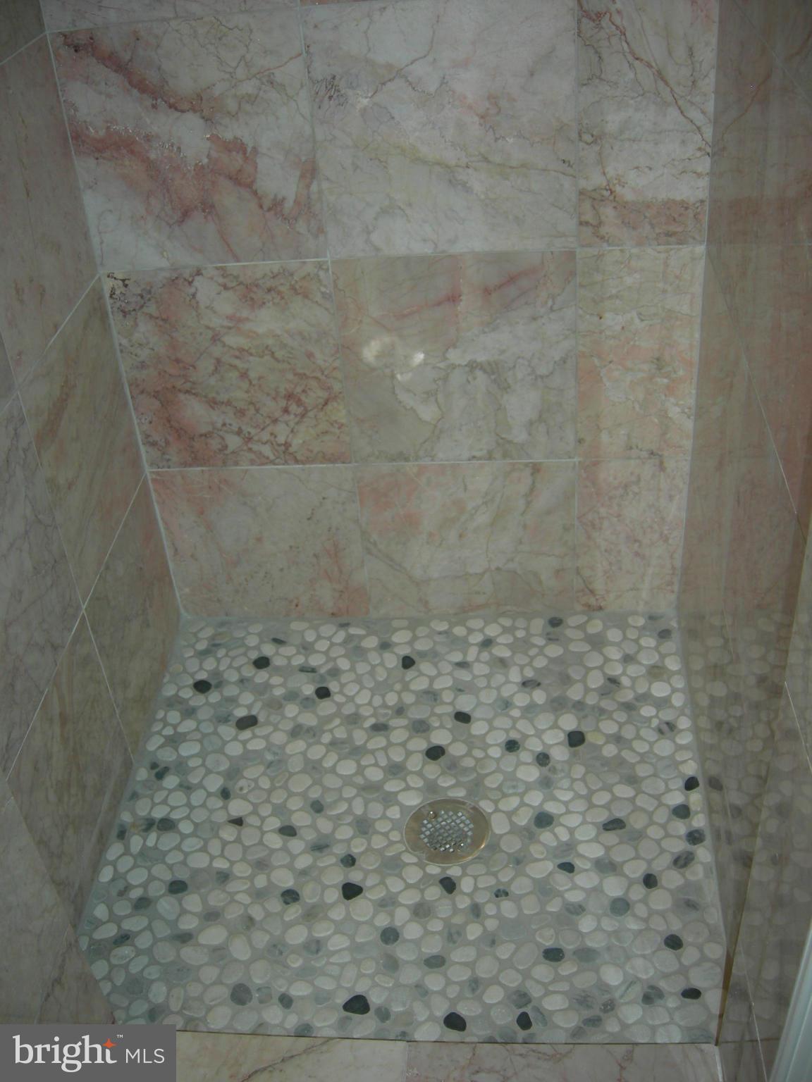 LAKEFORD - Residential Lease