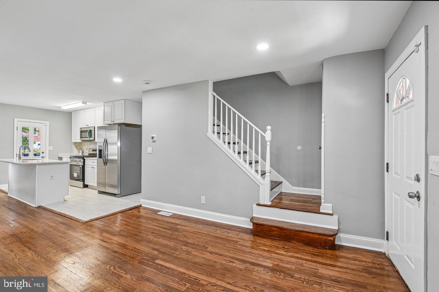 44 N ATHOL AVENUE