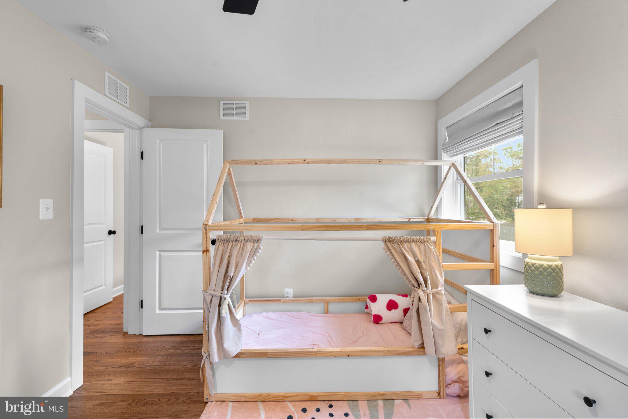 OAKLEIGH FOREST - Residential