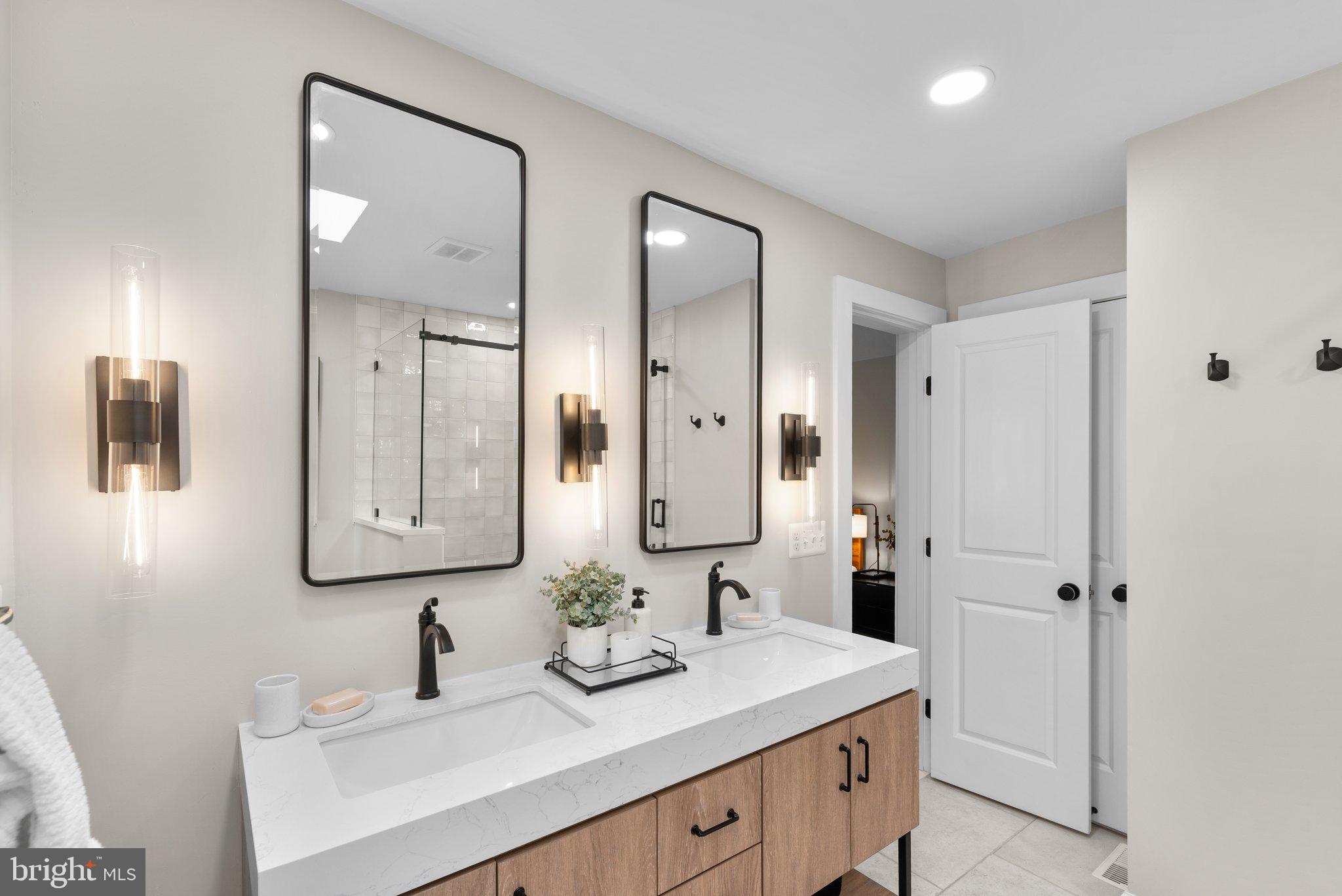 OAKLEIGH FOREST - Residential