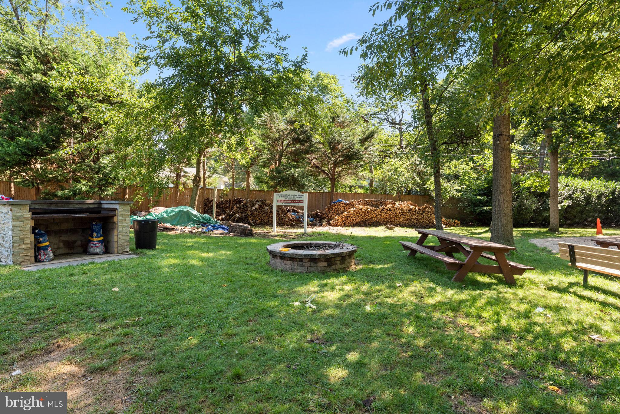 OAKLEIGH FOREST - Residential