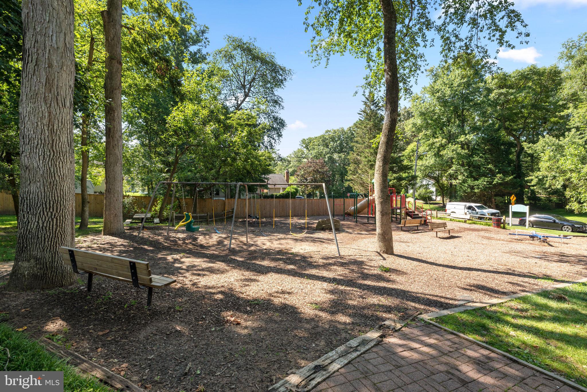 OAKLEIGH FOREST - Residential