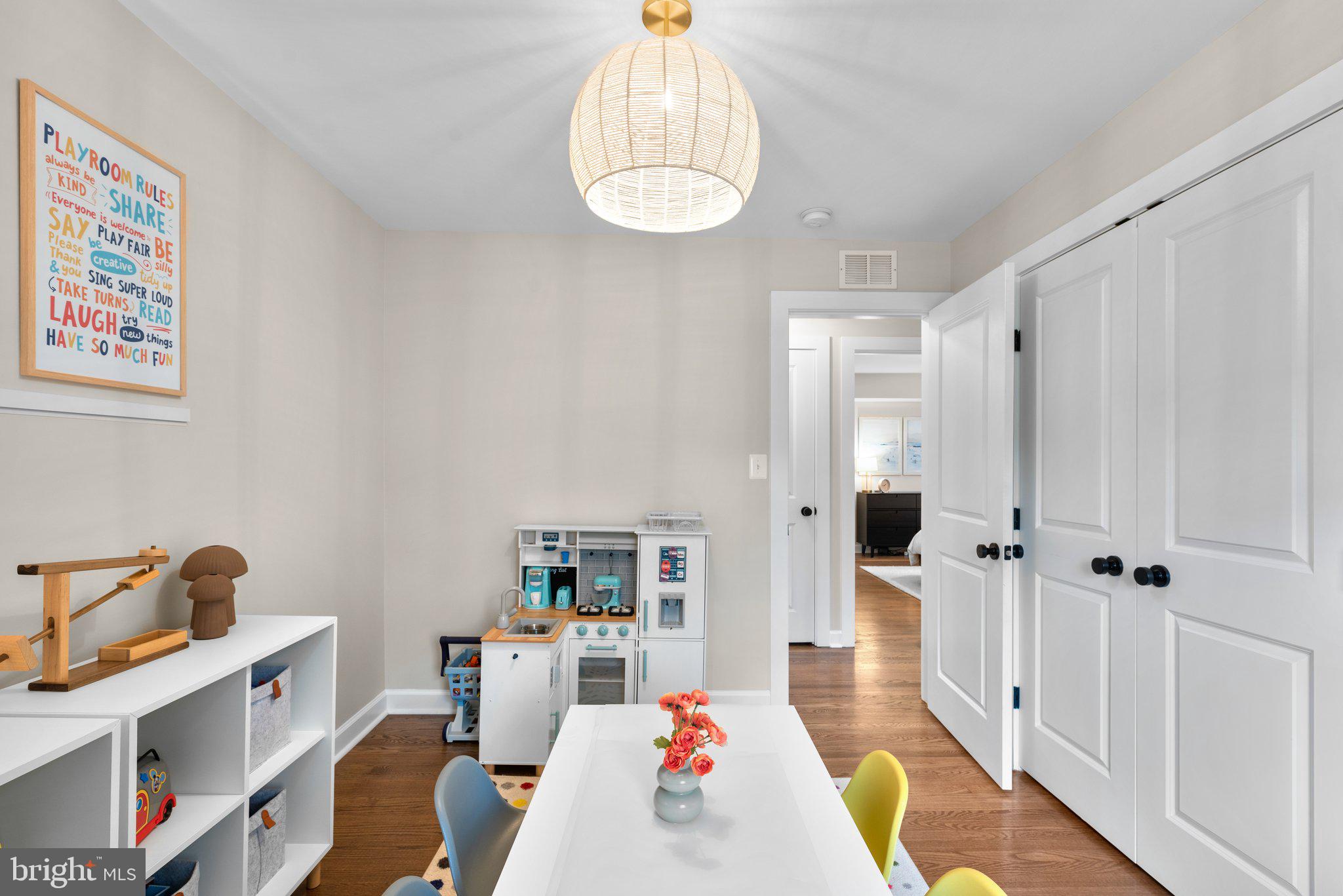 OAKLEIGH FOREST - Residential