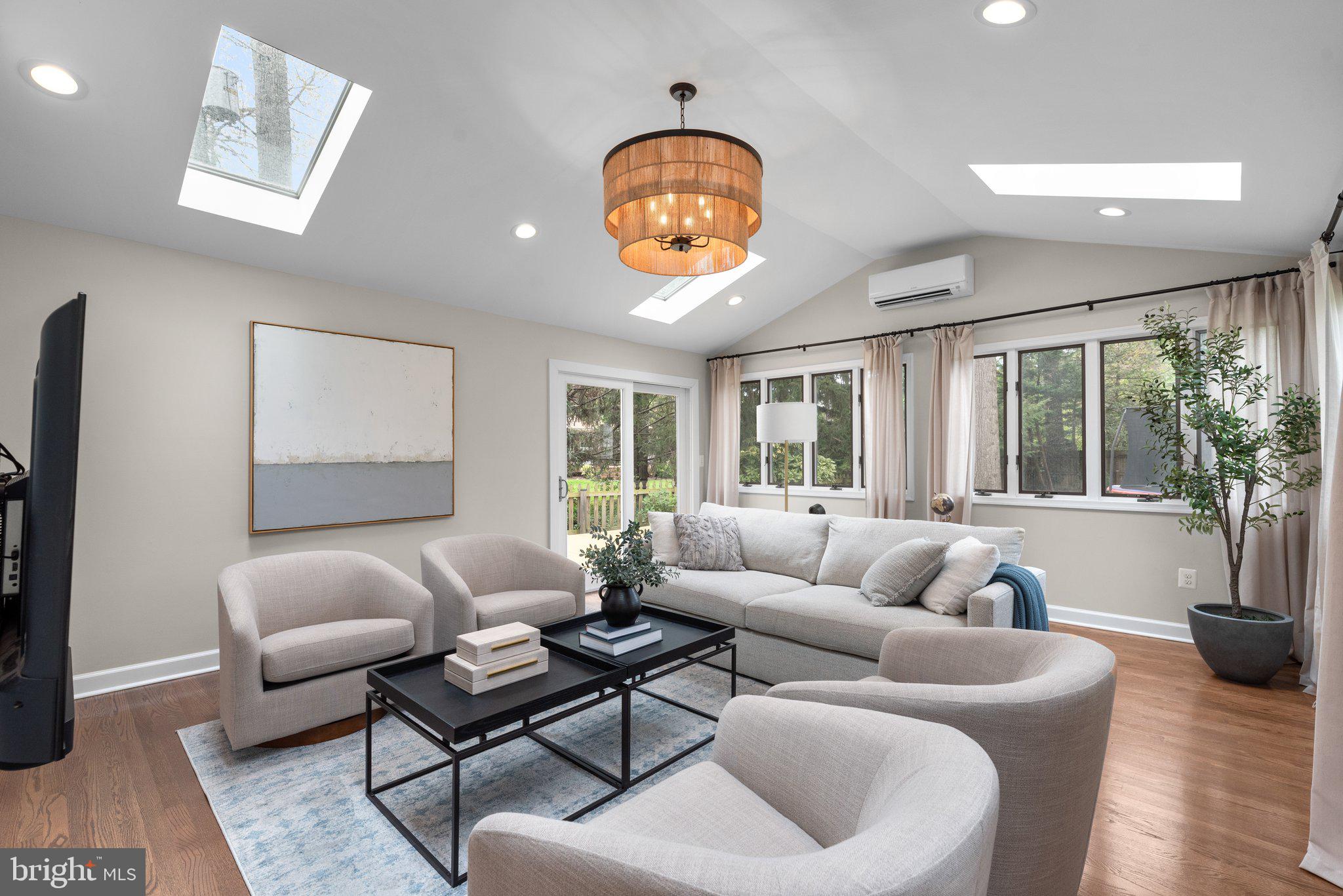 OAKLEIGH FOREST - Residential