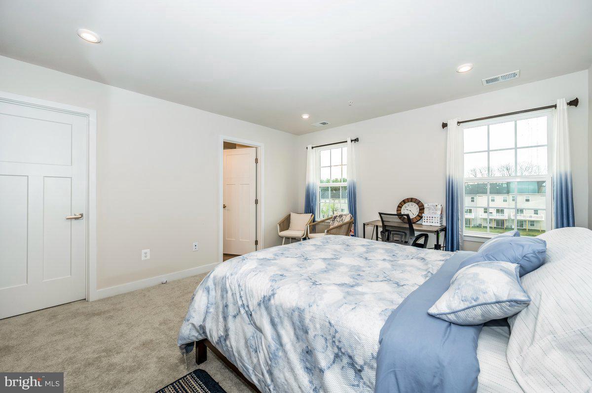 WEST PARK VILLAGE - Residential Lease