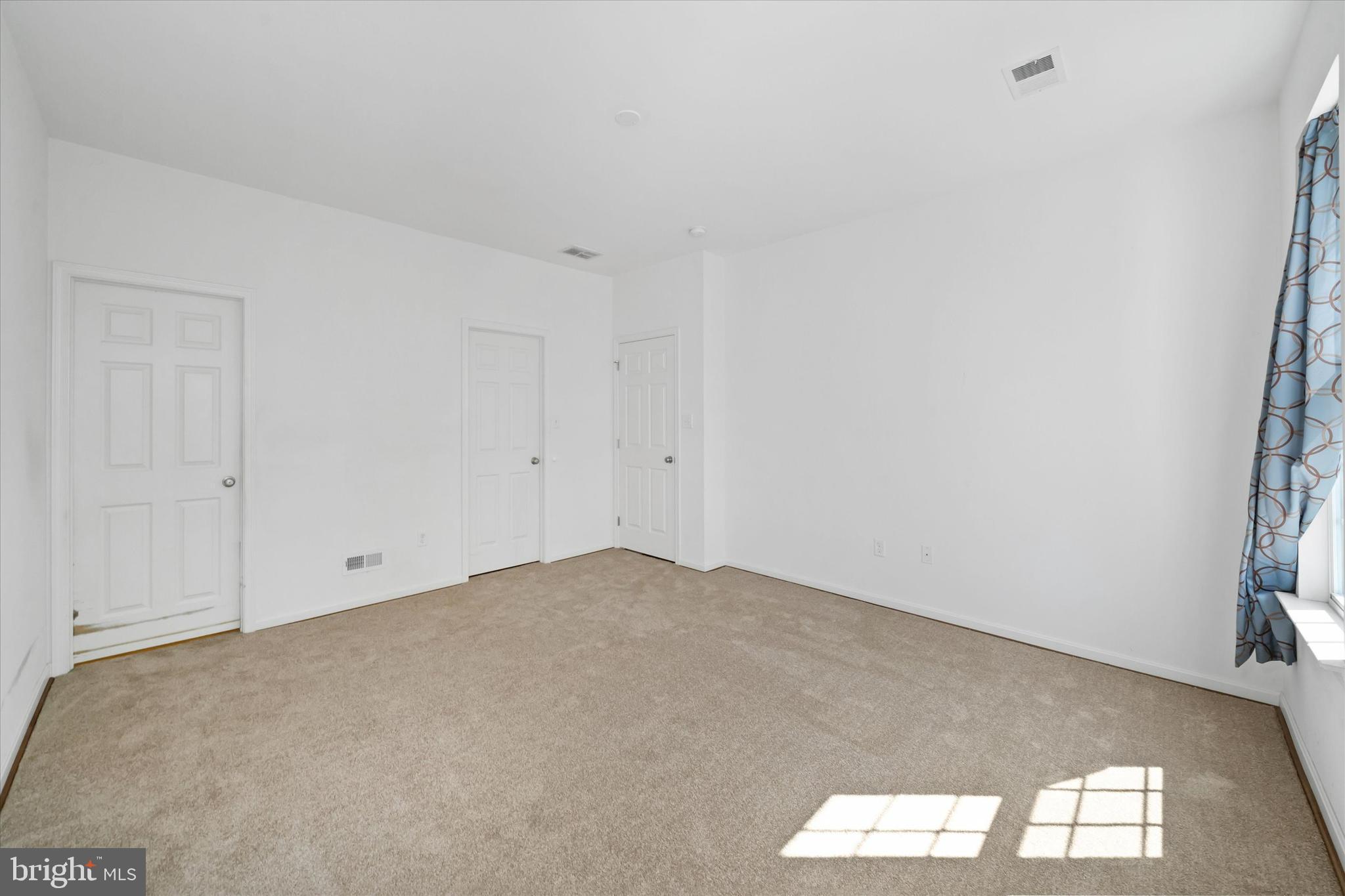 STEEPLE GLENN - Residential