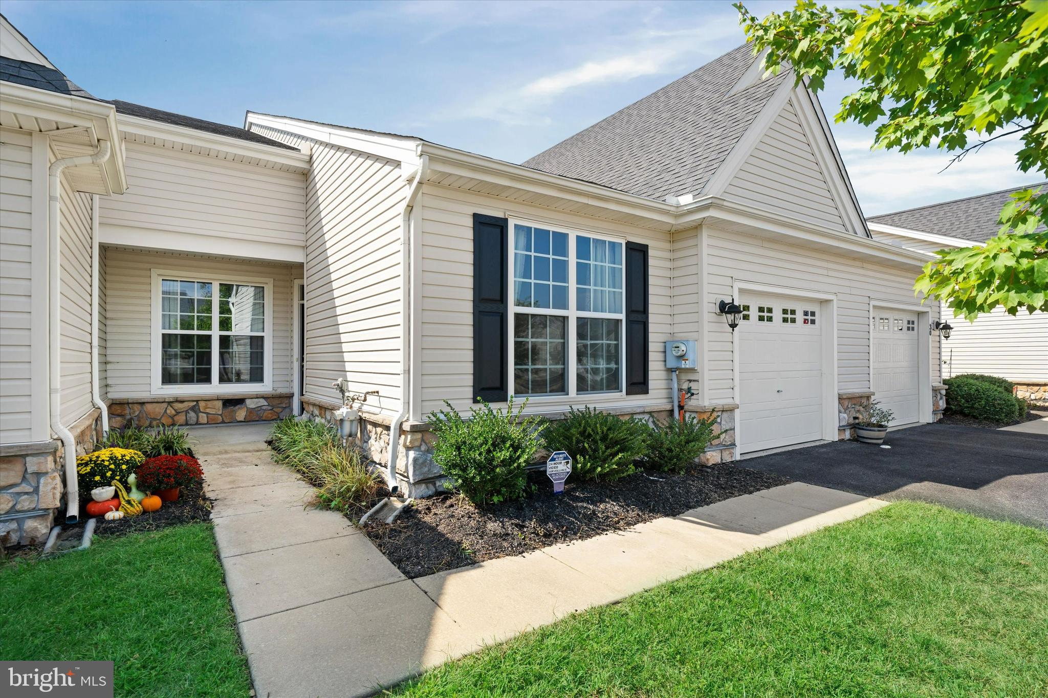 STEEPLE GLENN - Residential