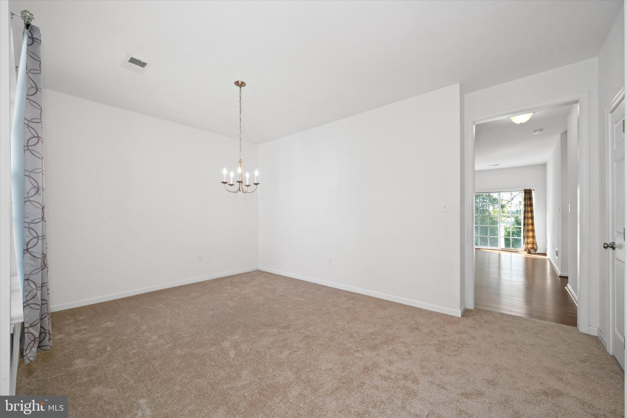 STEEPLE GLENN - Residential