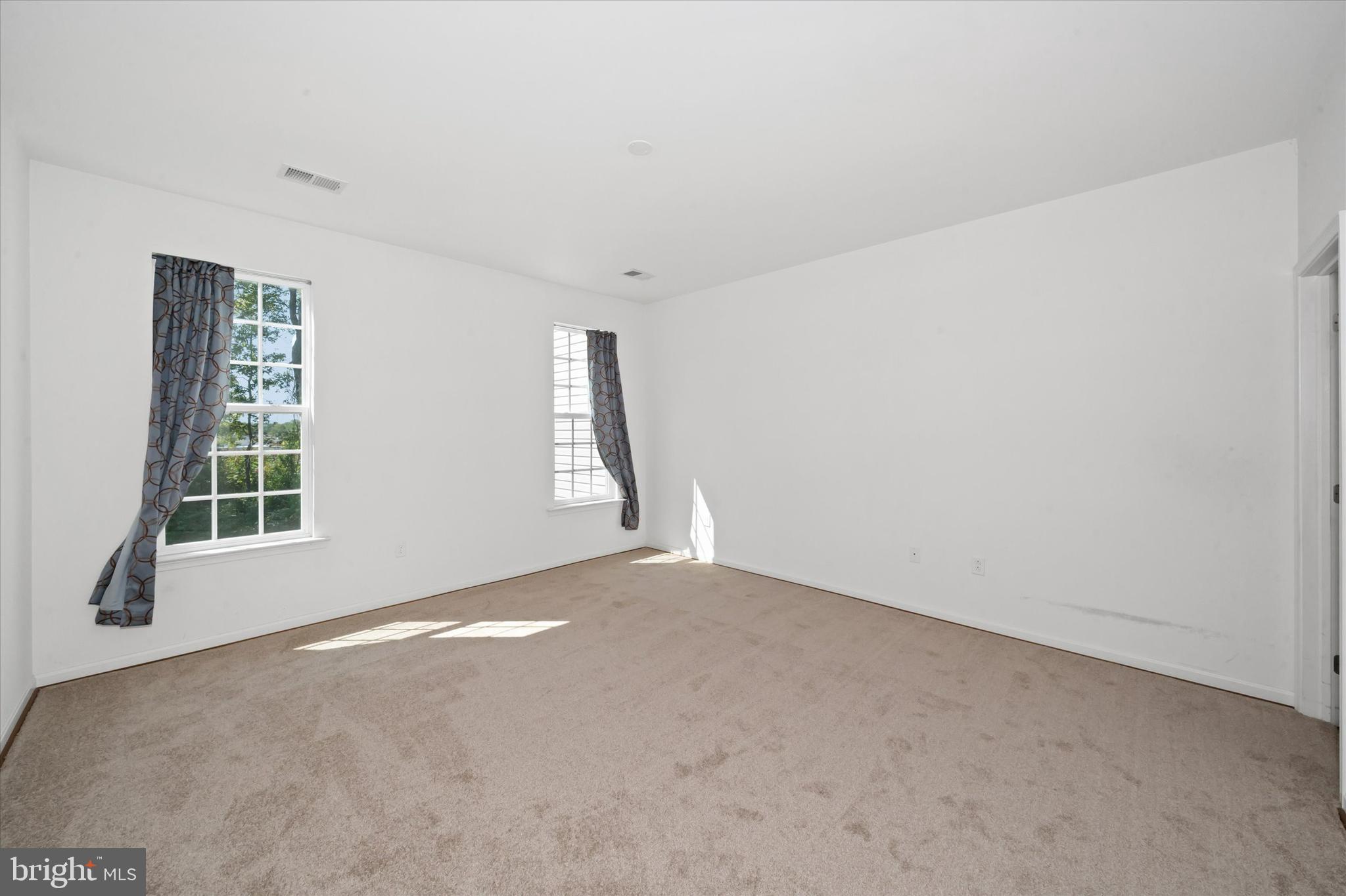 STEEPLE GLENN - Residential