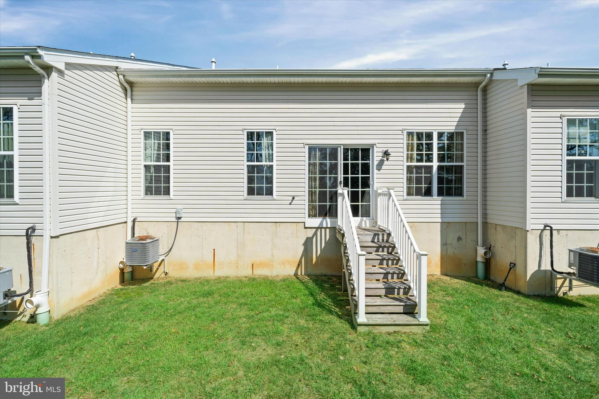 STEEPLE GLENN - Residential