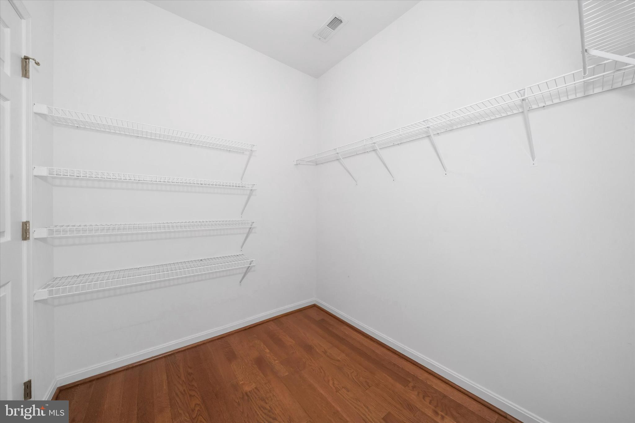 STEEPLE GLENN - Residential