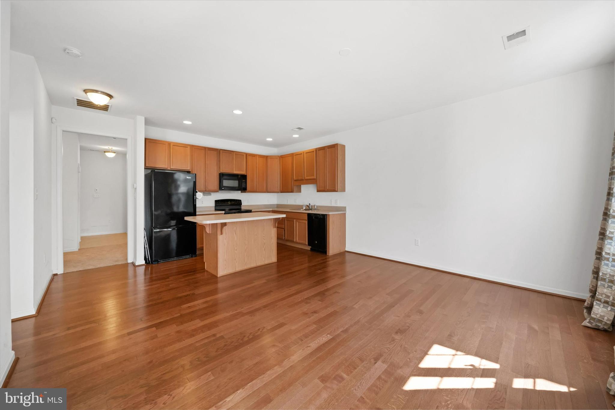 STEEPLE GLENN - Residential