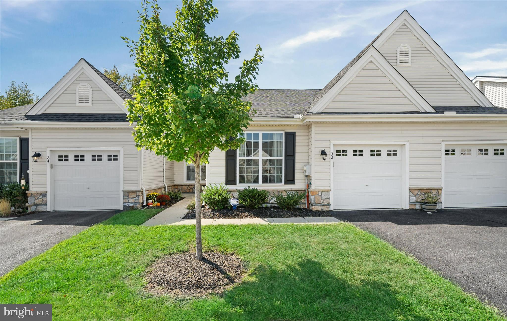 STEEPLE GLENN - Residential