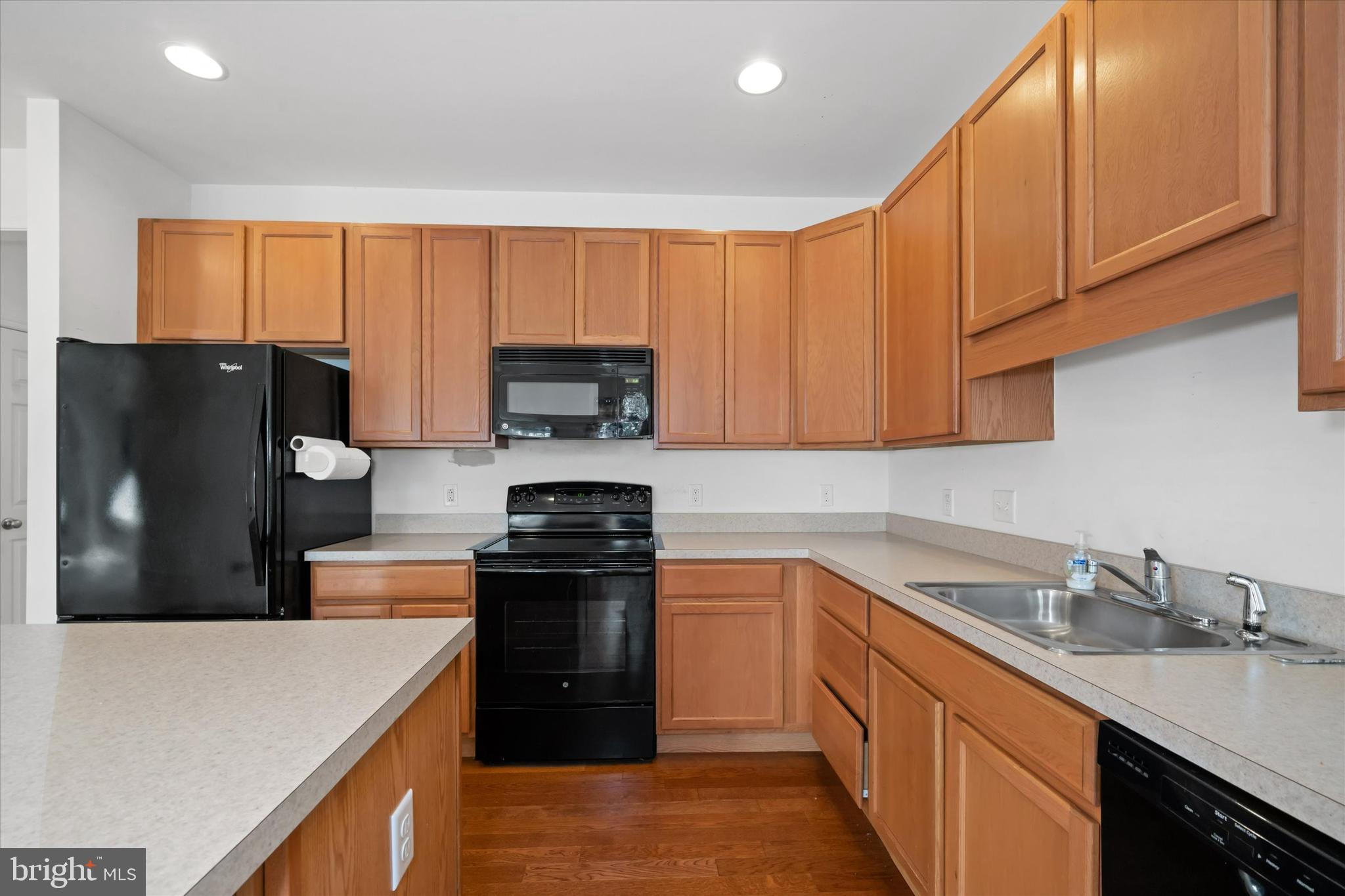 STEEPLE GLENN - Residential