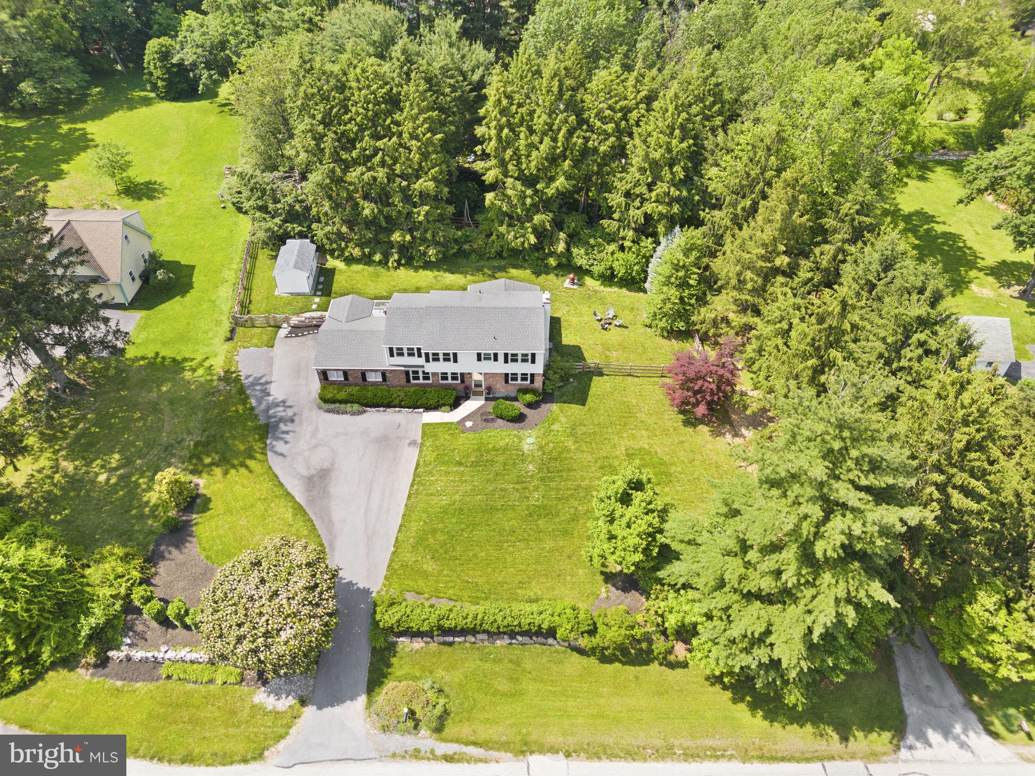 891 W KING ROAD