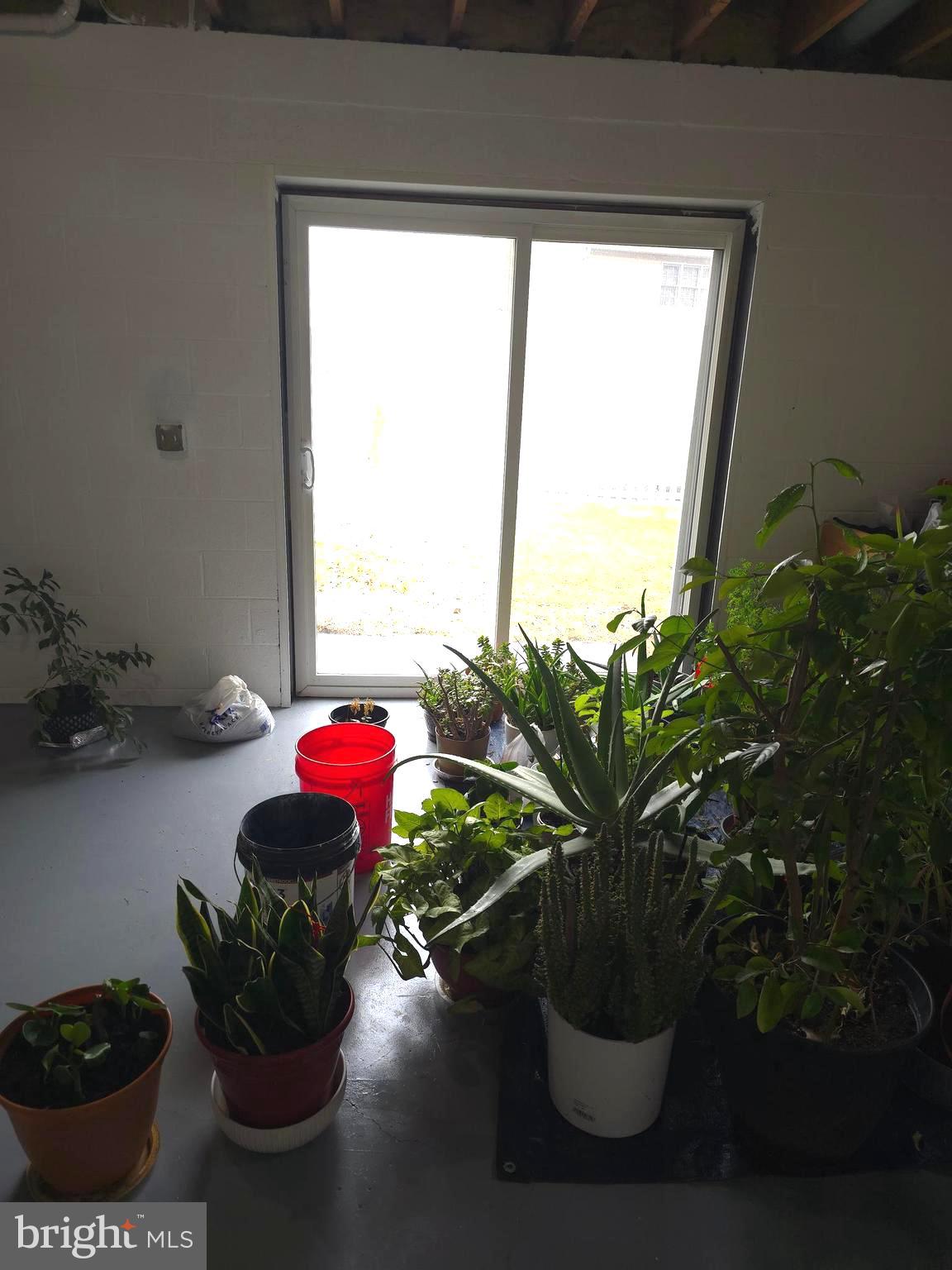 WHITFORD HILL - Residential