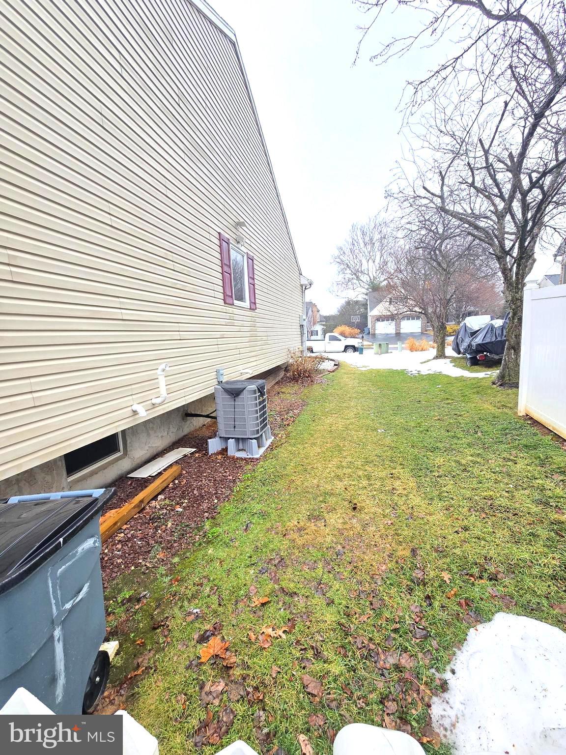 WHITFORD HILL - Residential