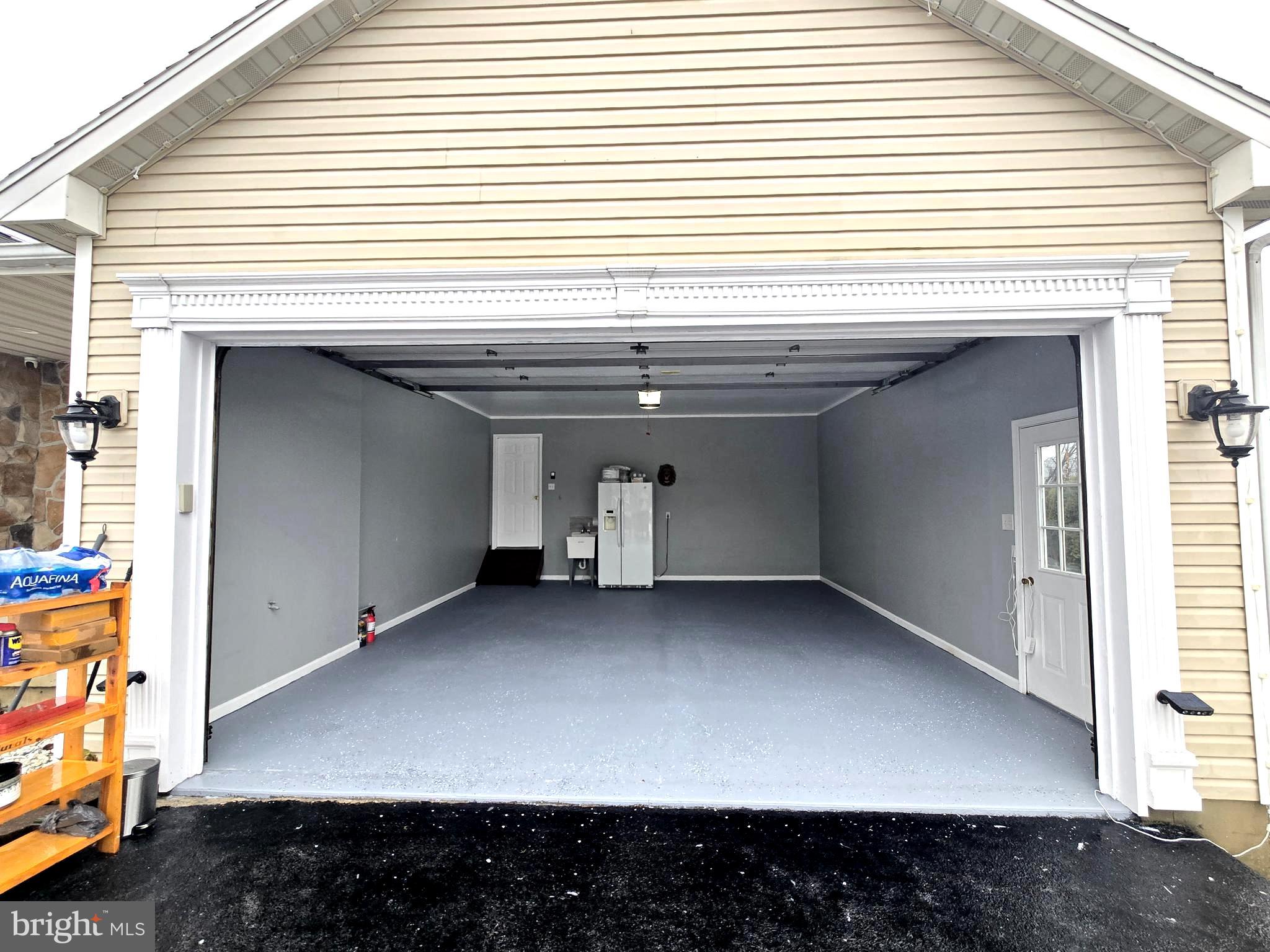 WHITFORD HILL - Residential