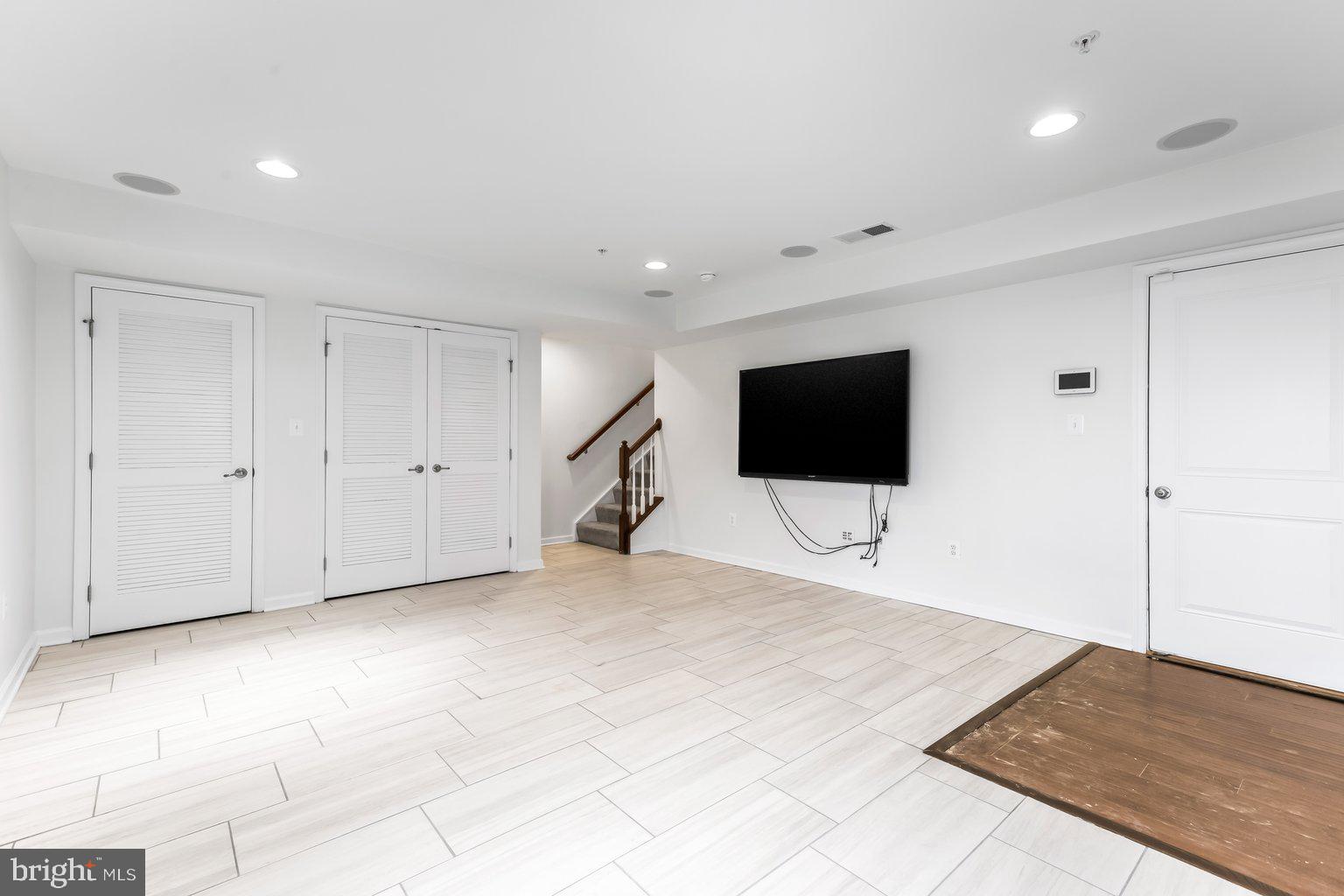 GREENWAY FARMS - Residential Lease