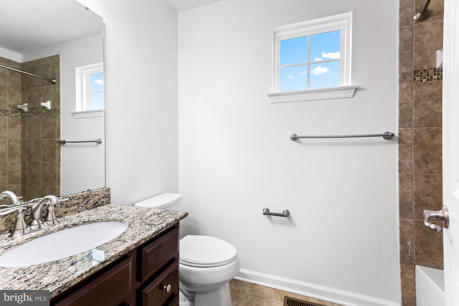 GREENWAY FARMS - Residential Lease