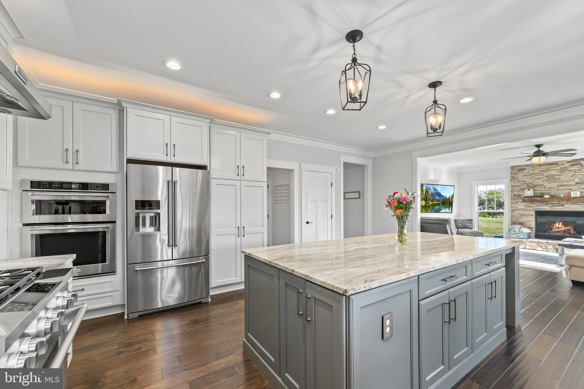 BRIDLEWOOD ESTATES - Residential