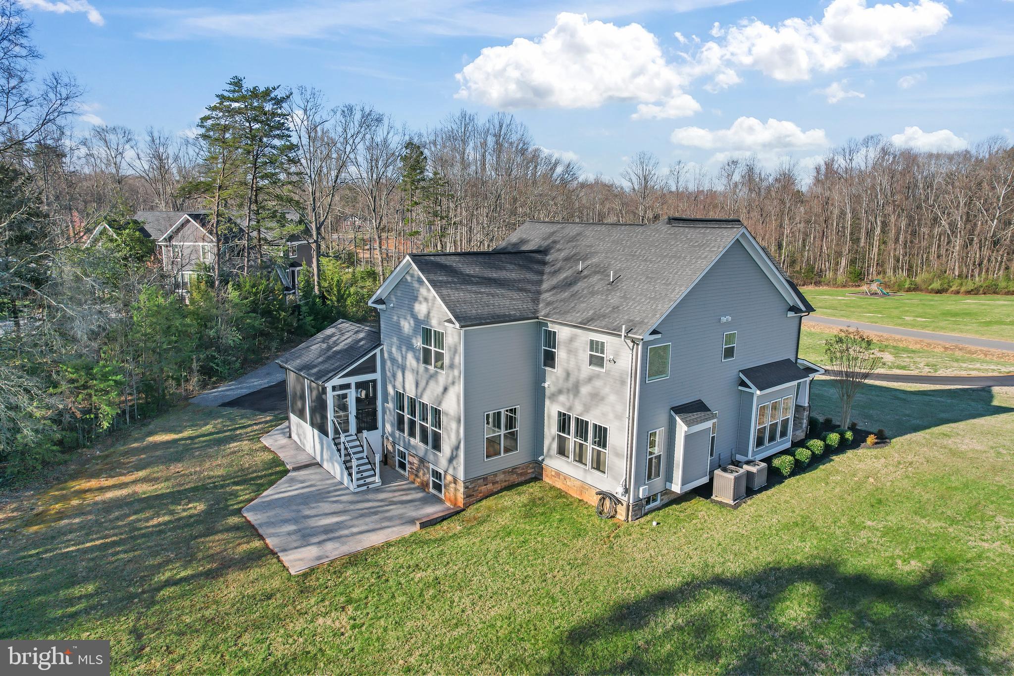 BRIDLEWOOD ESTATES - Residential