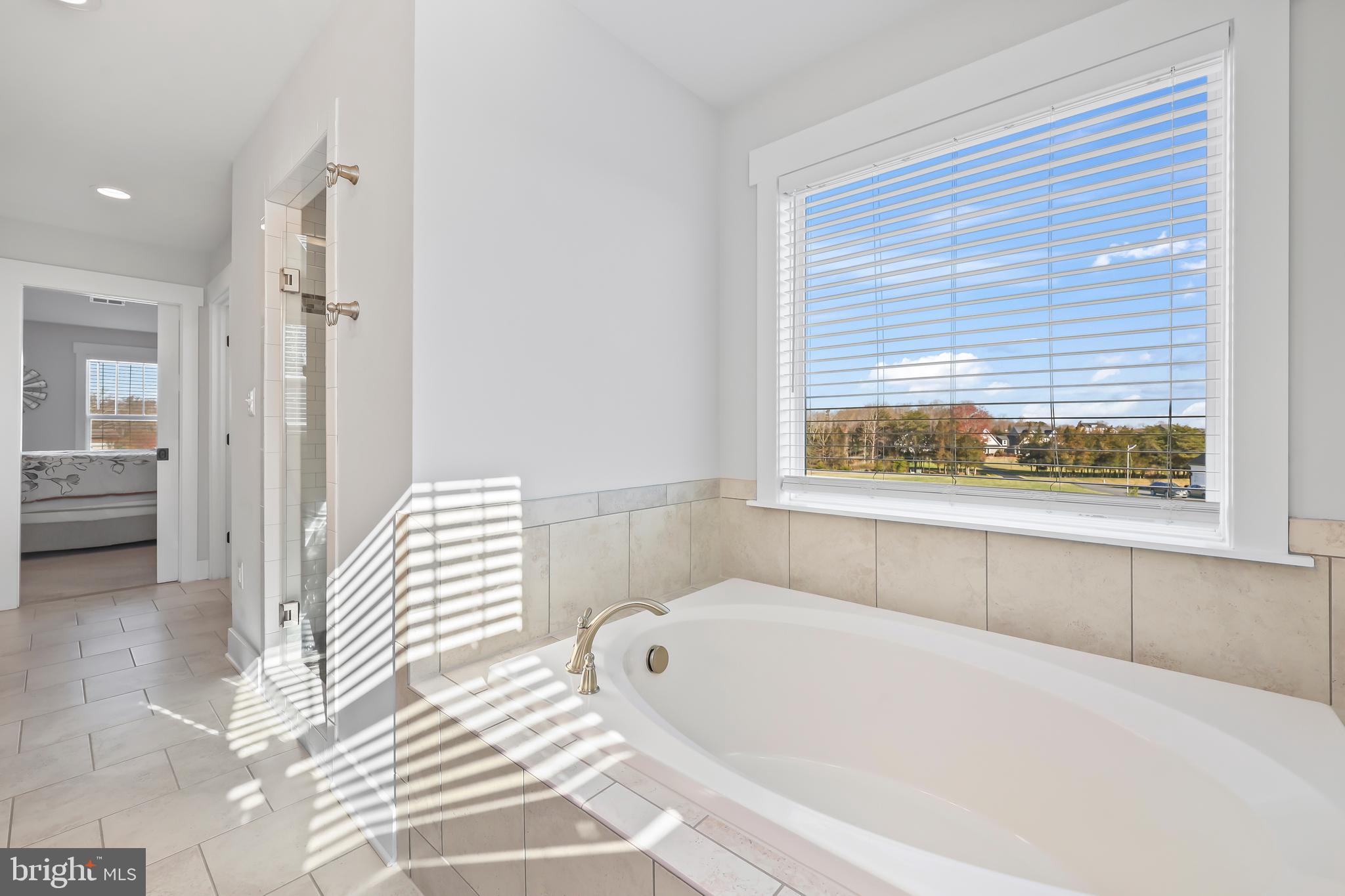 BRIDLEWOOD ESTATES - Residential