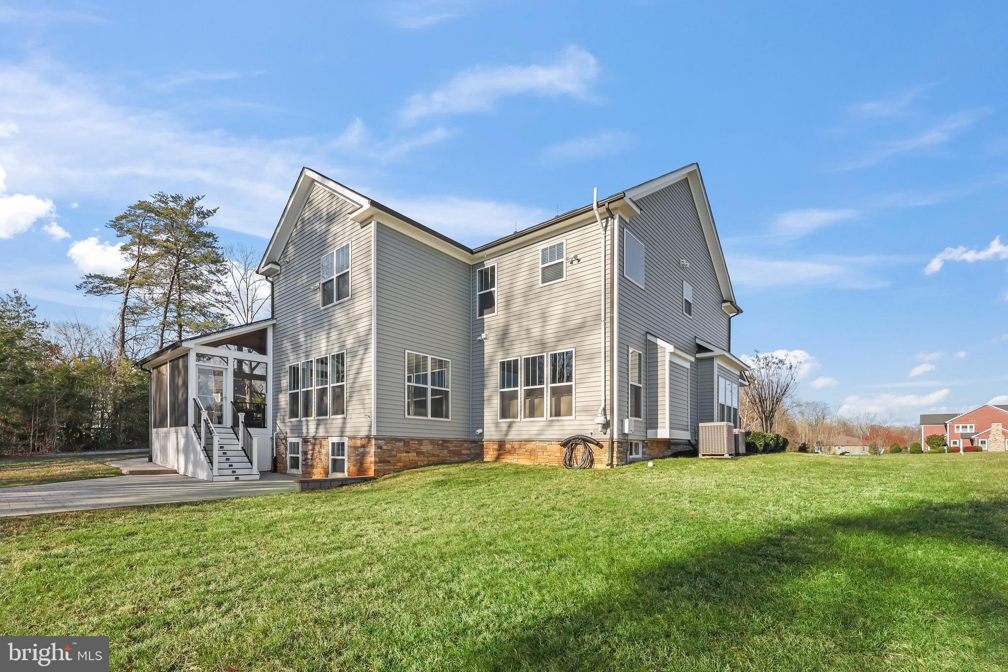 BRIDLEWOOD ESTATES - Residential