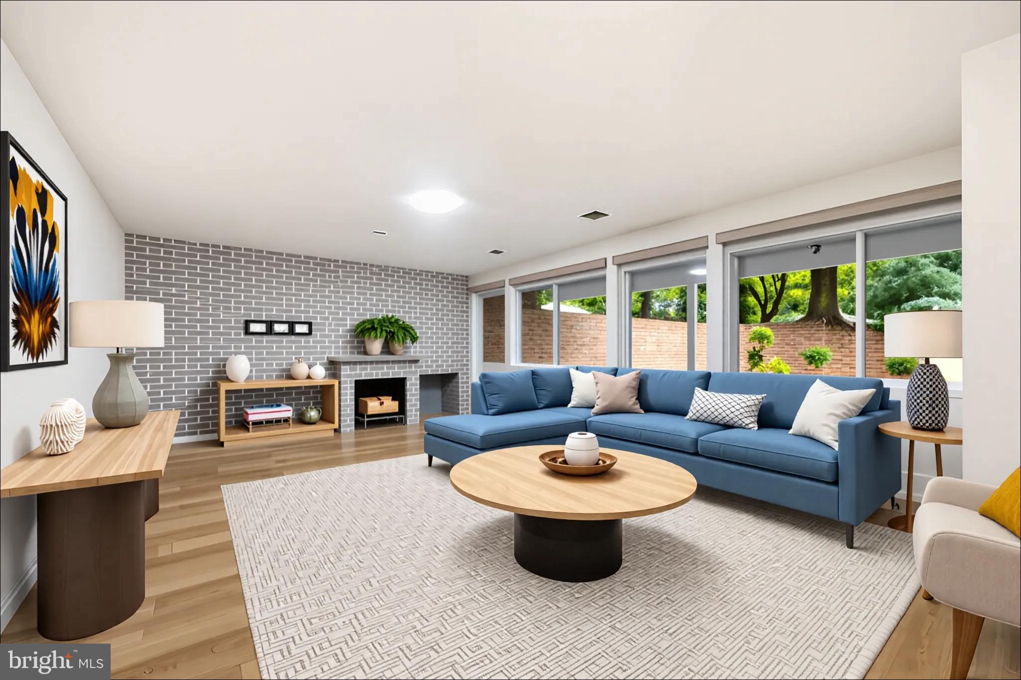 CARDEROCK SPRINGS - Residential