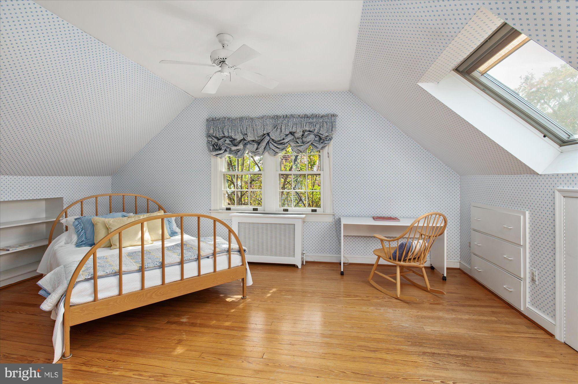 CHEVY CHASE VILLAGE - Residential