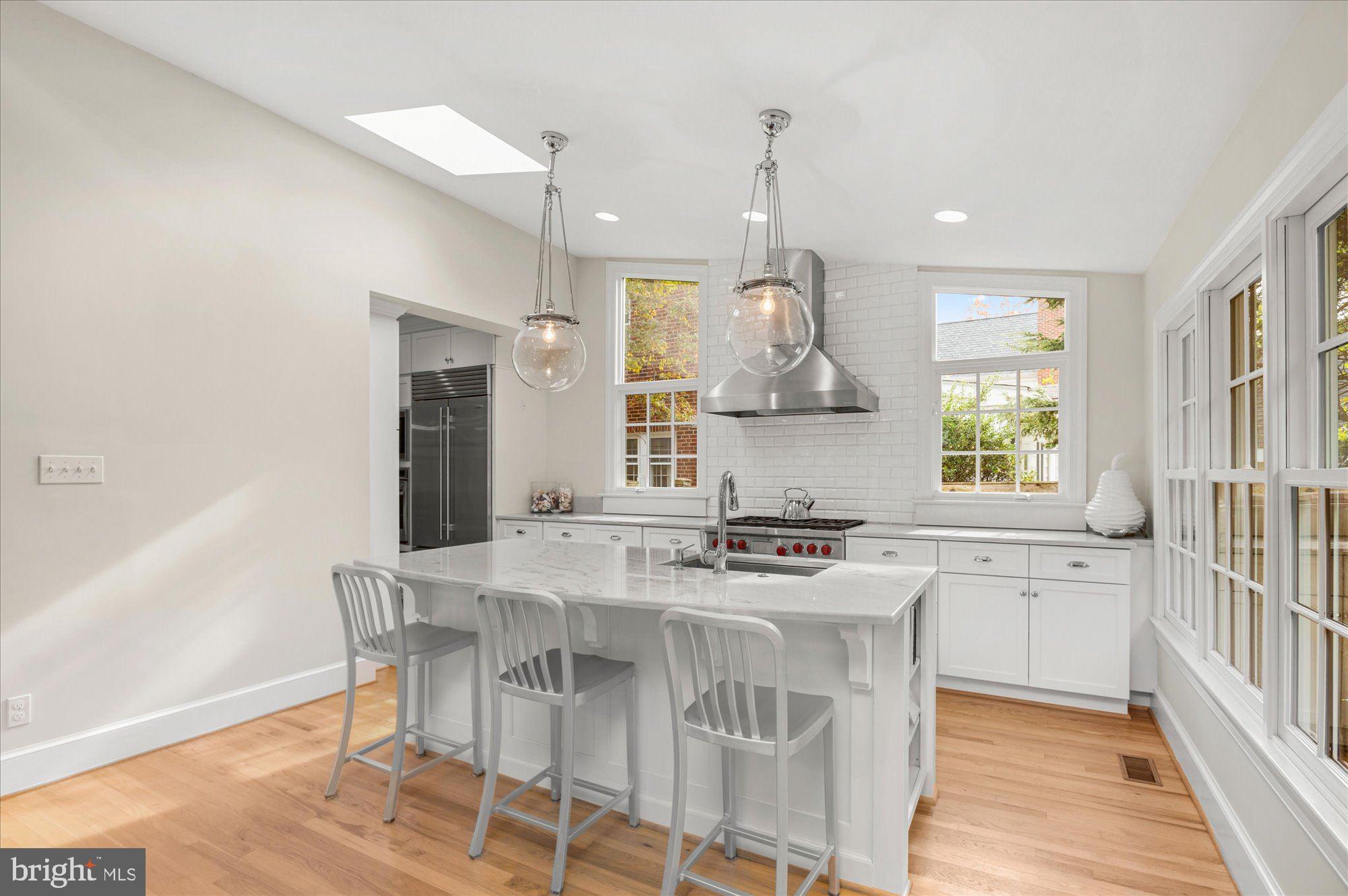 CHEVY CHASE VILLAGE - Residential