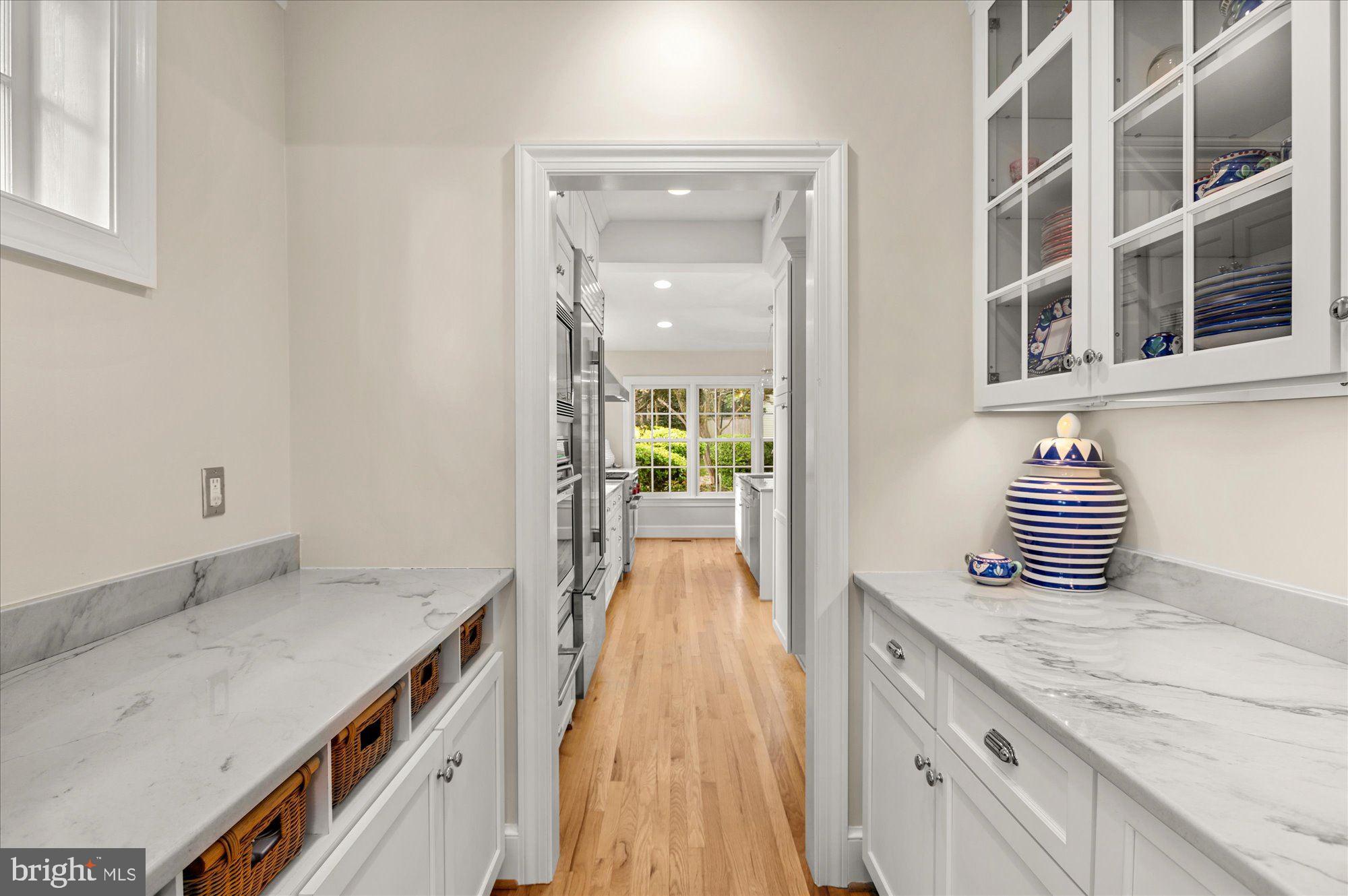 CHEVY CHASE VILLAGE - Residential