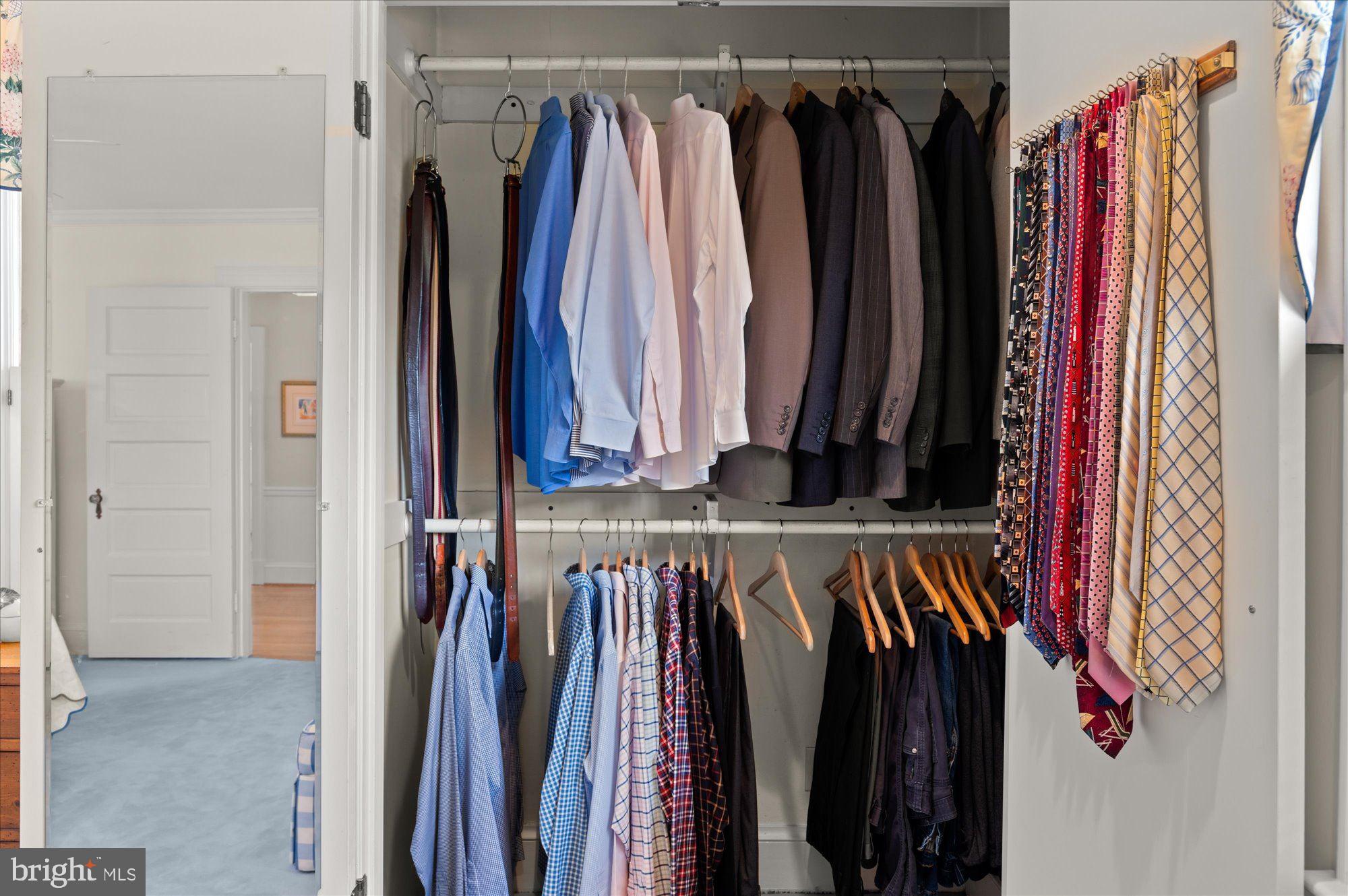 CHEVY CHASE VILLAGE - Residential