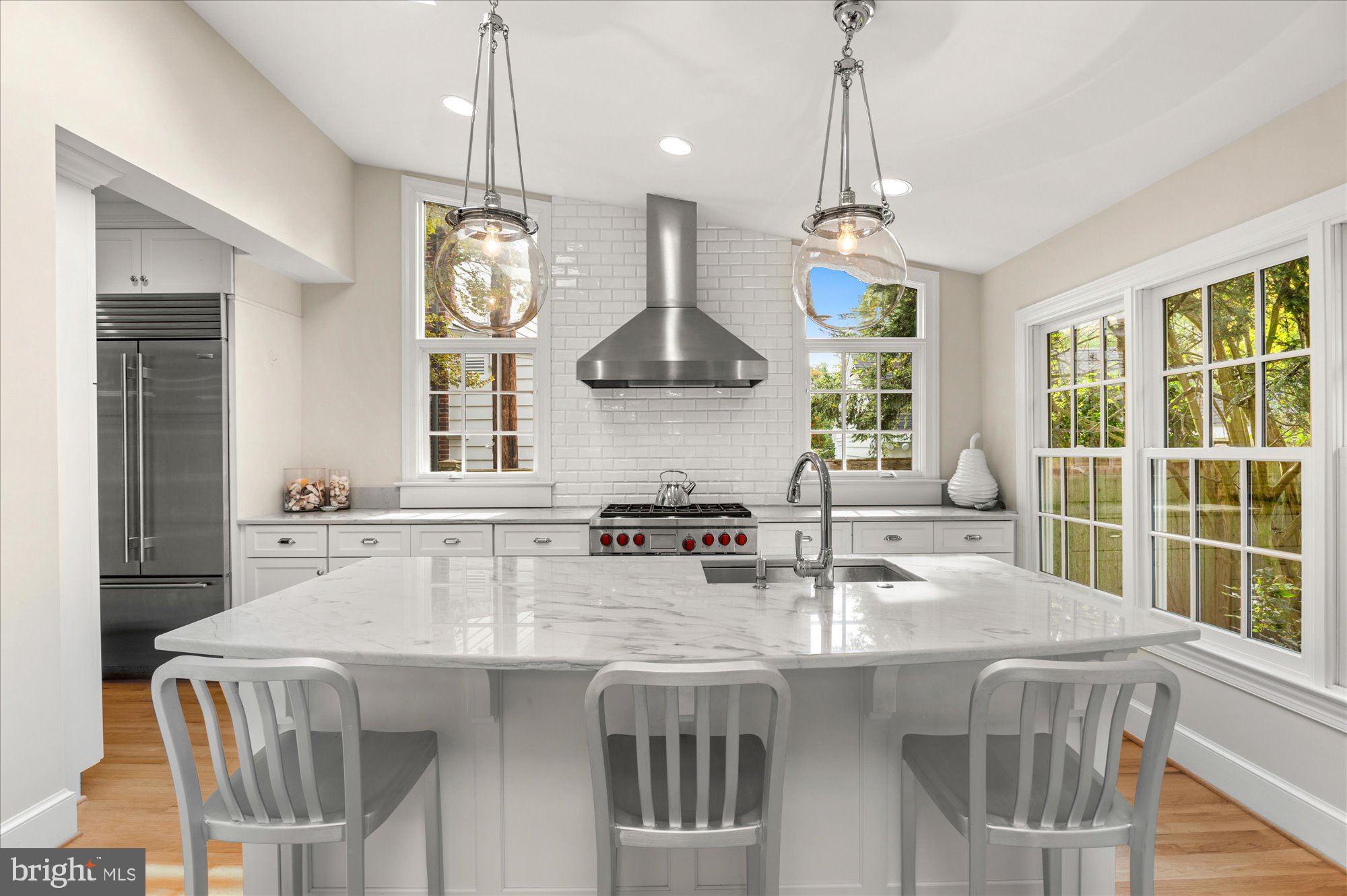 CHEVY CHASE VILLAGE - Residential