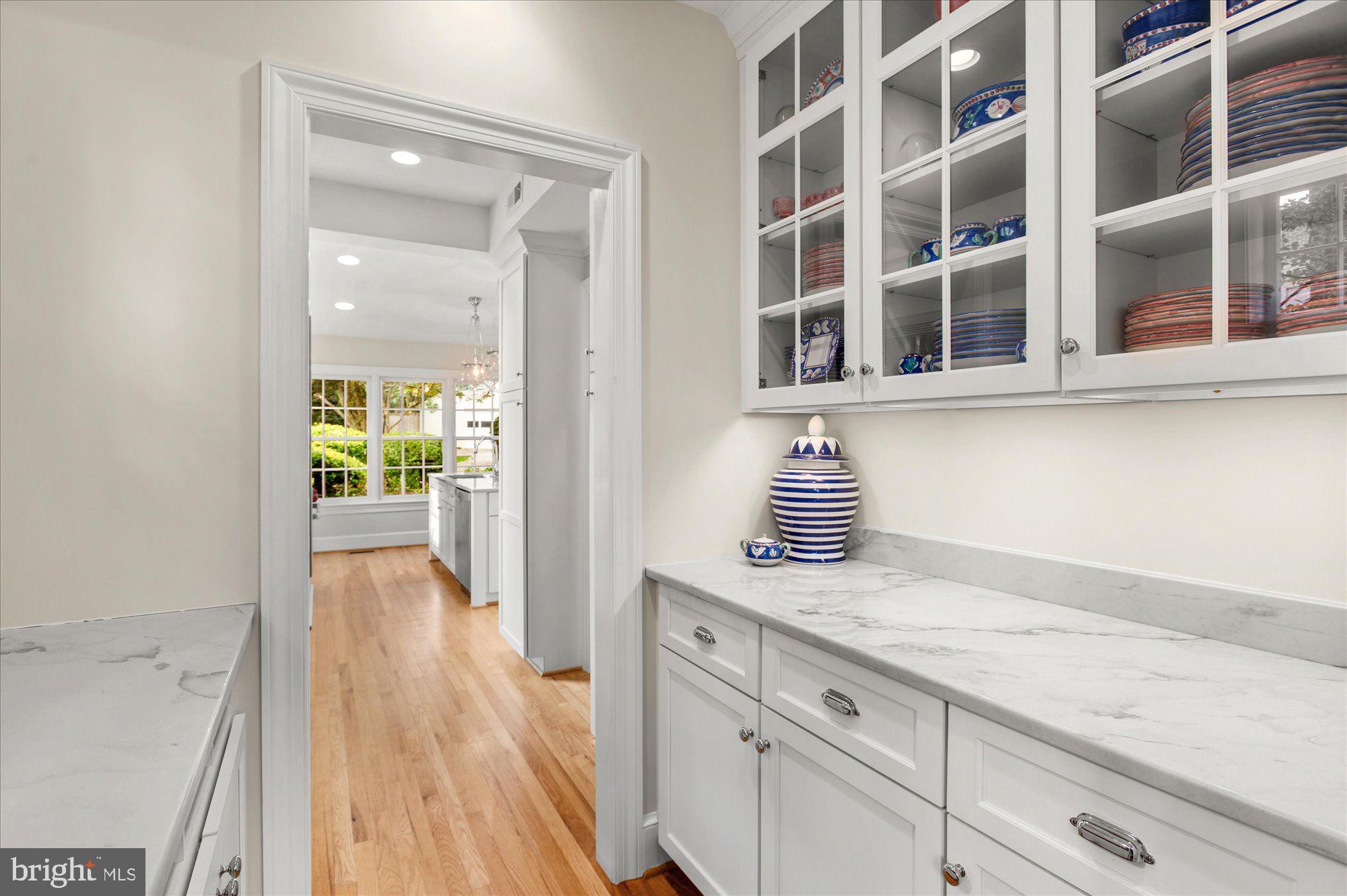 CHEVY CHASE VILLAGE - Residential