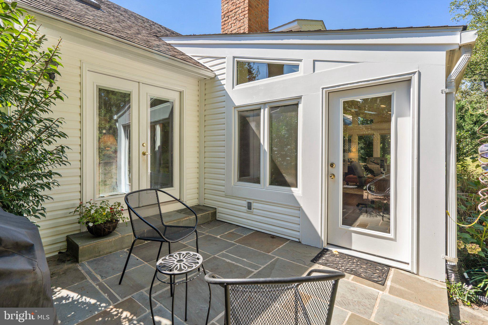 FAIRWAY MANOR - Residential