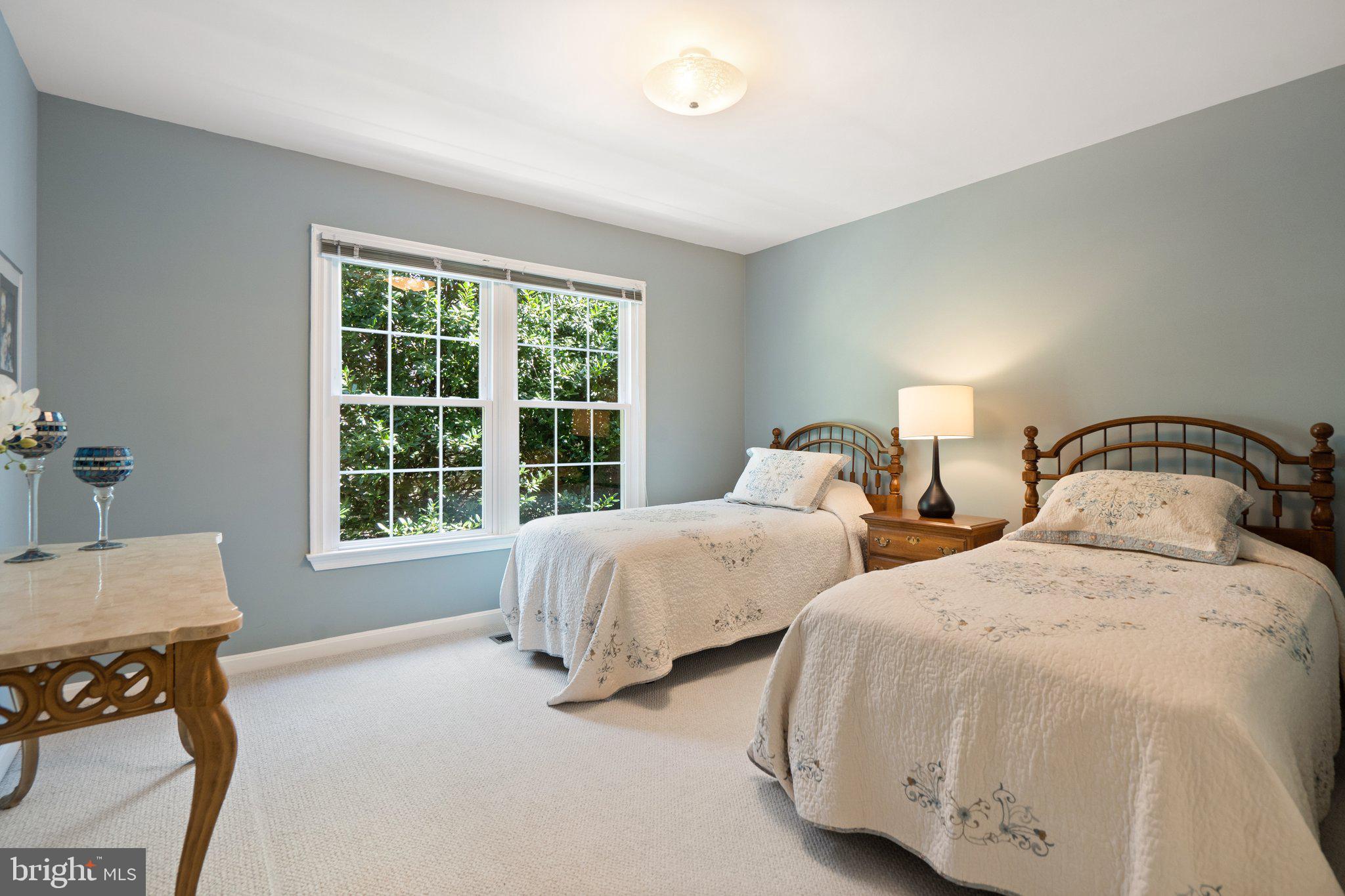 FAIRWAY MANOR - Residential