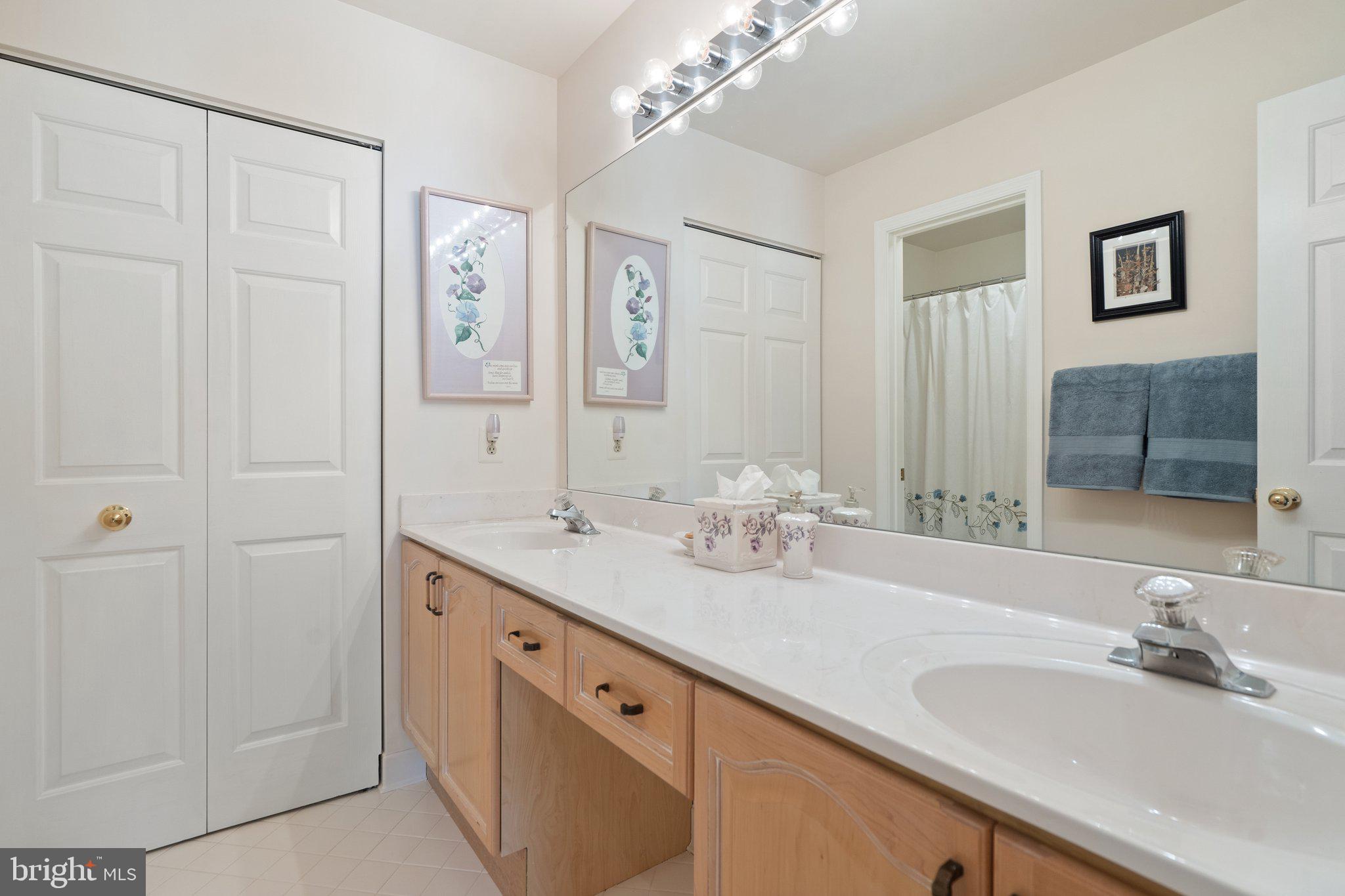 FAIRWAY MANOR - Residential