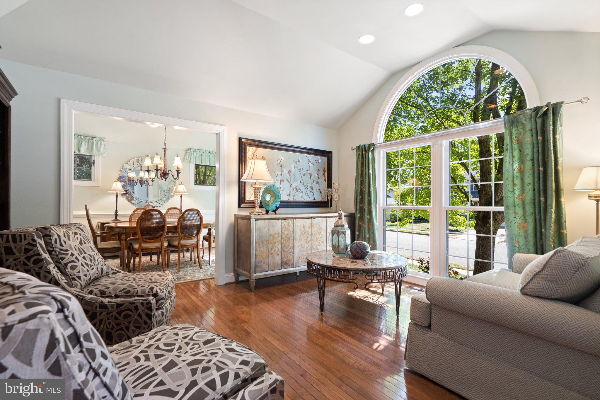 FAIRWAY MANOR - Residential