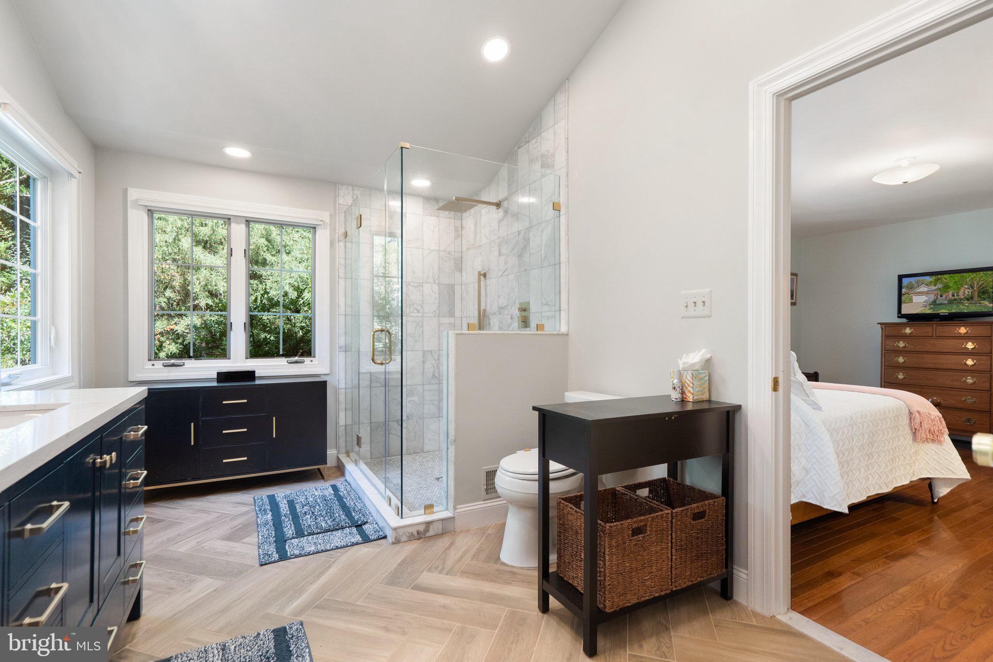 FAIRWAY MANOR - Residential