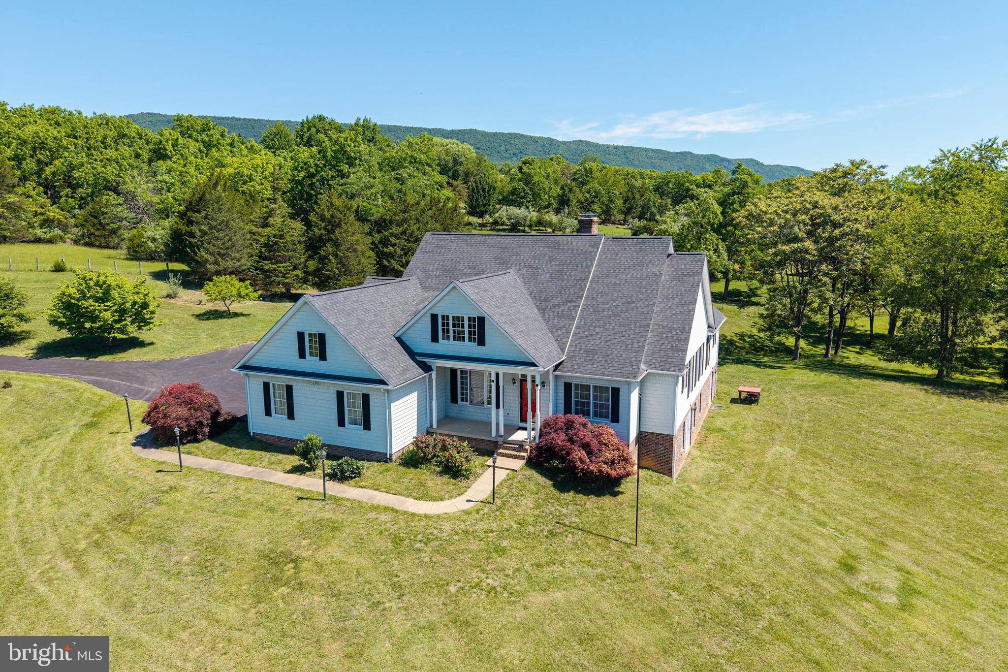 FAIRVIEW - Residential