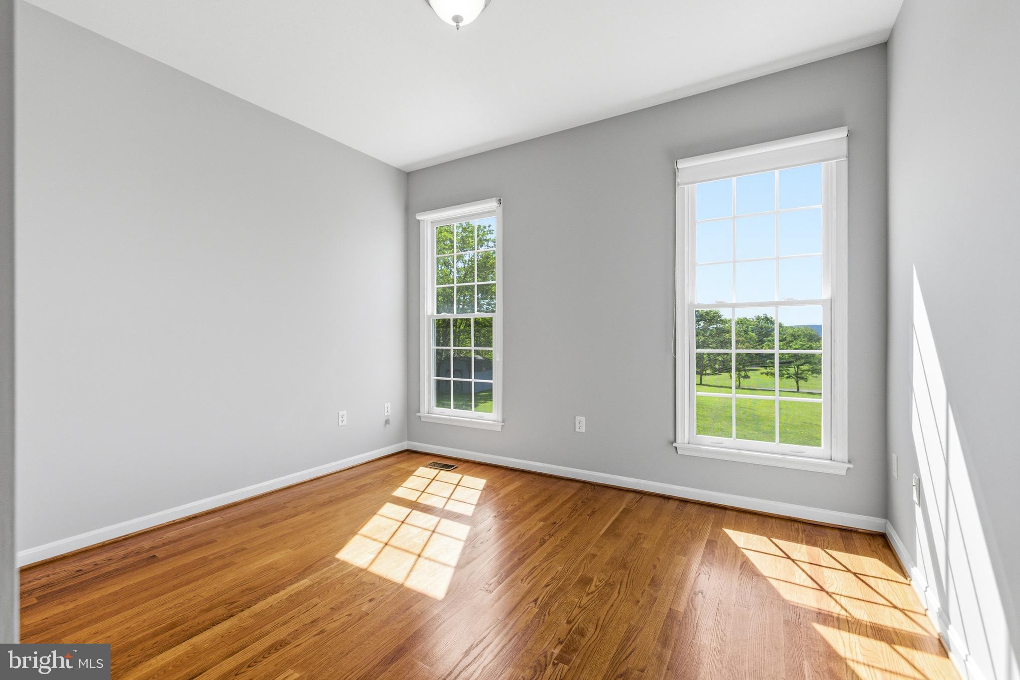 FAIRVIEW - Residential
