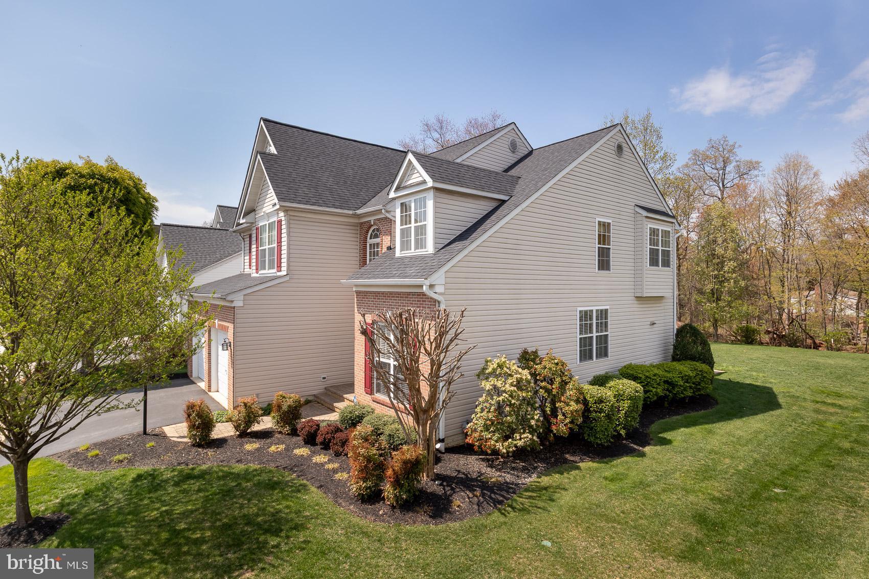 6052 TOOMEY LANE