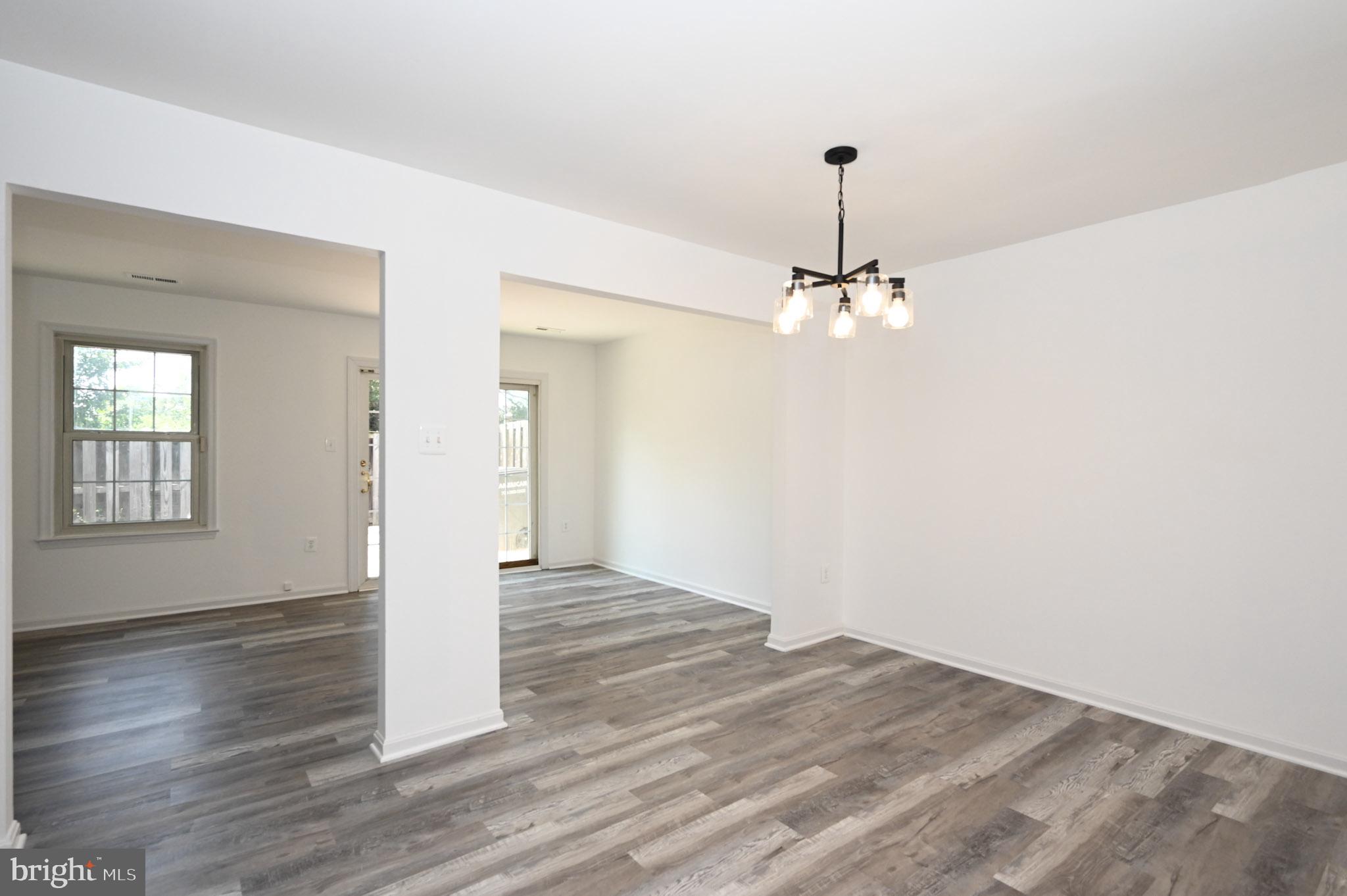 3513 LEGERE COURT