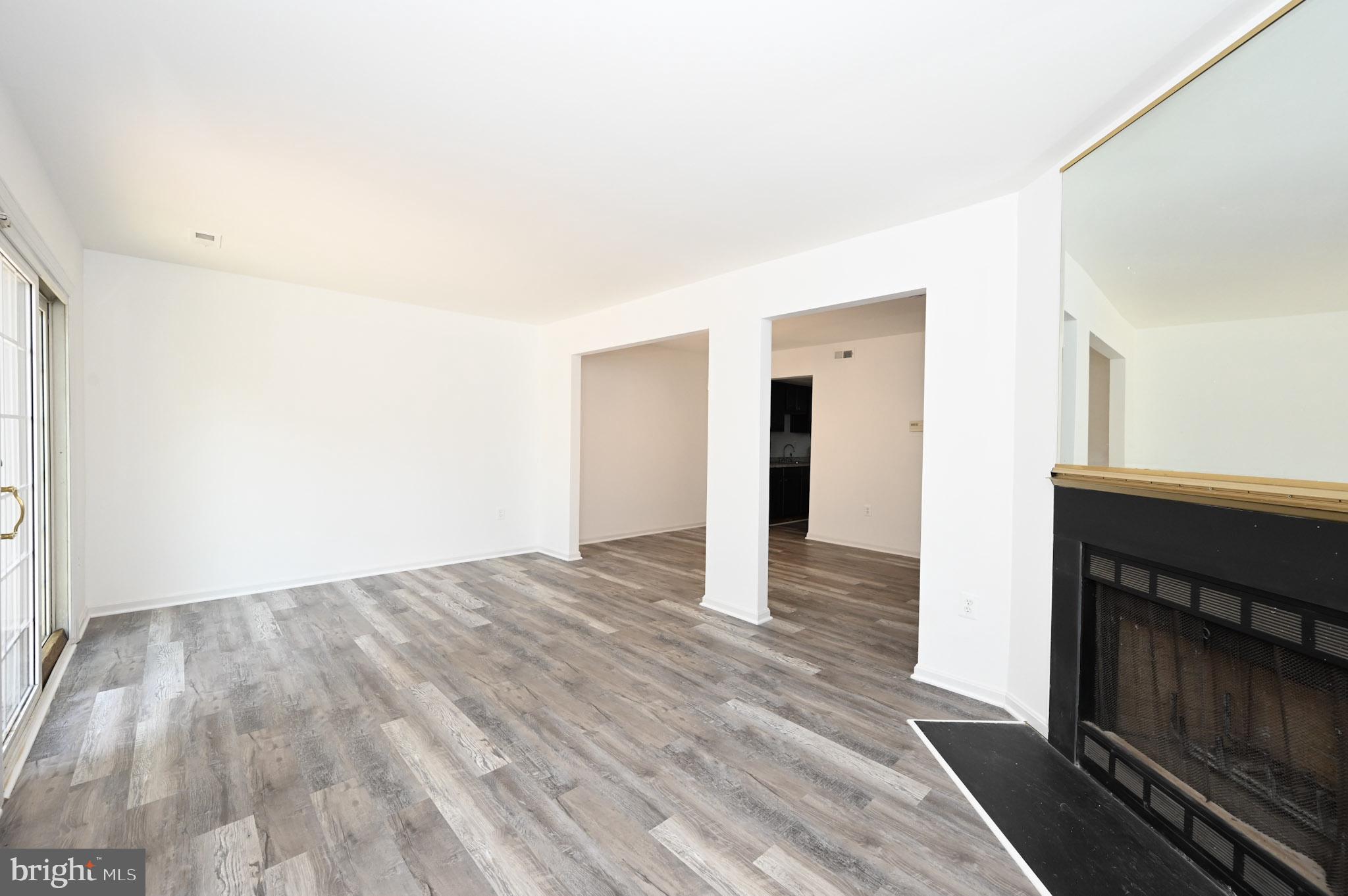 3513 LEGERE COURT