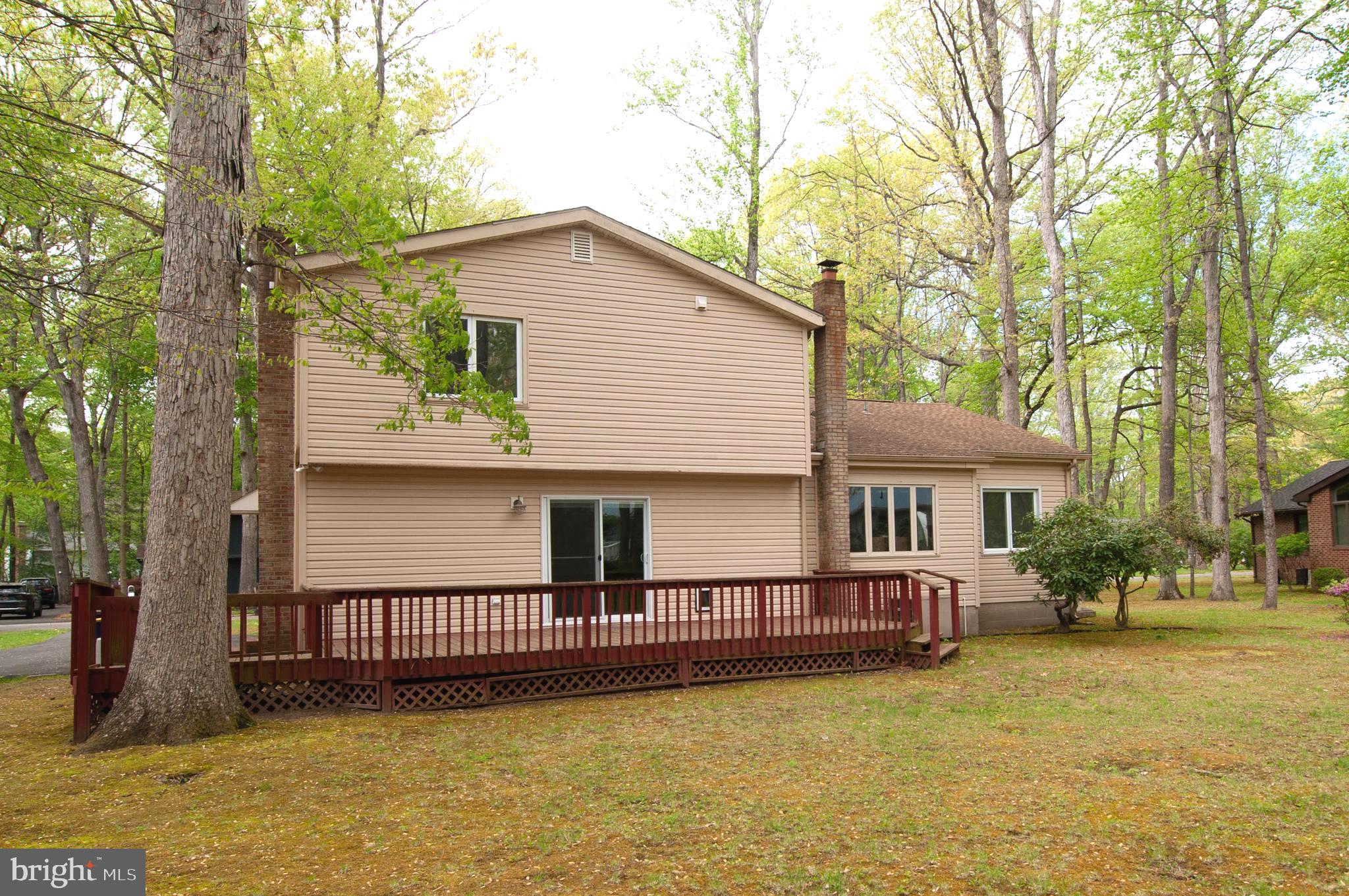 FOX HALL WEST - Residential
