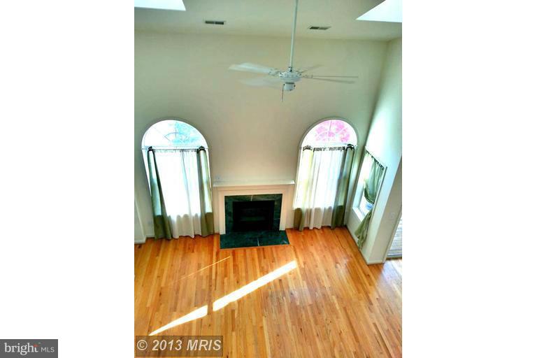 MANORS AT STONEGATE - Residential Lease