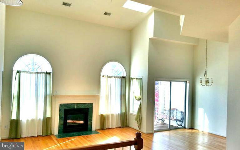 MANORS AT STONEGATE - Residential Lease